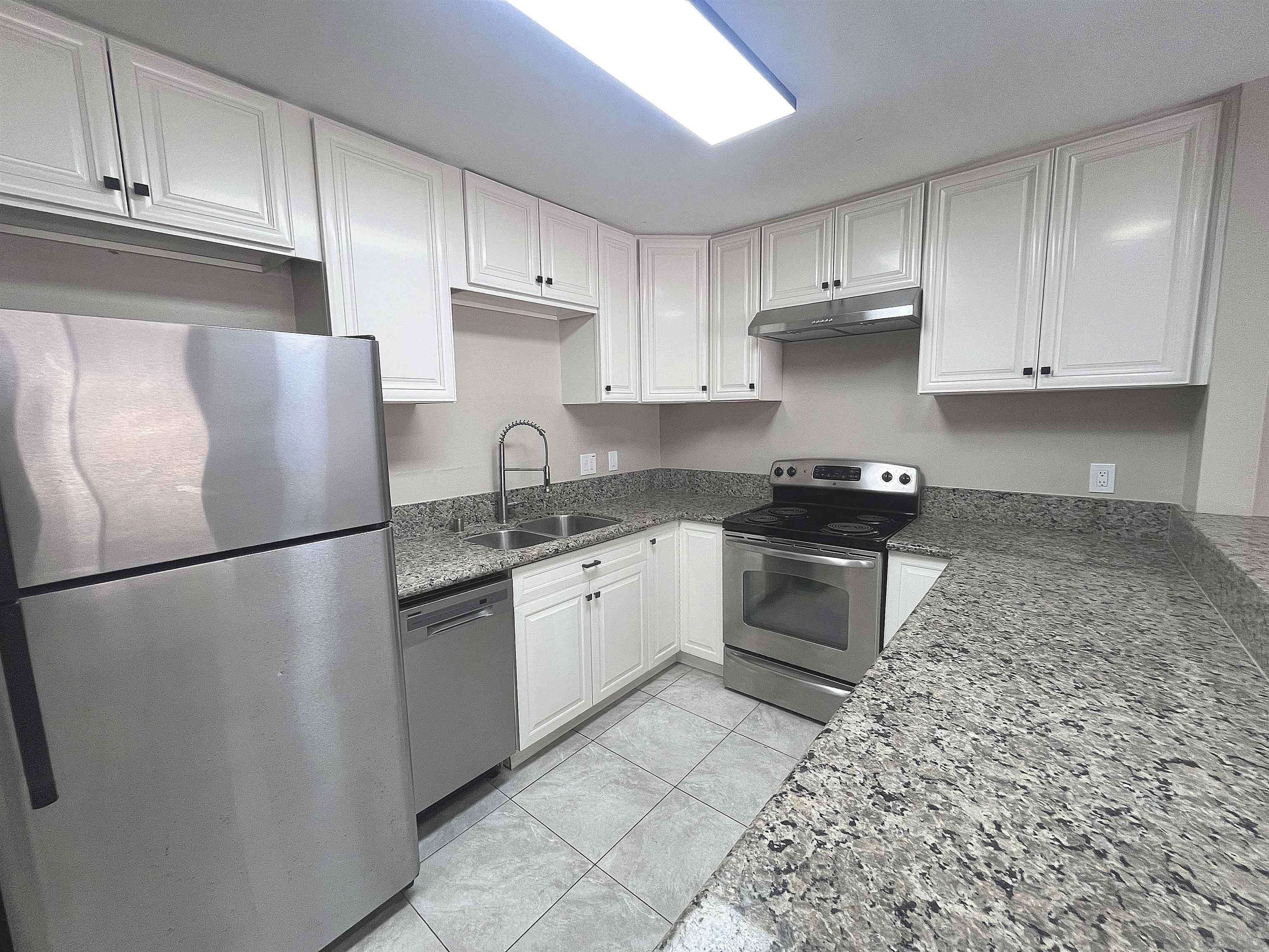San Diego, CA 92116,3030 Suncrest Dr #121