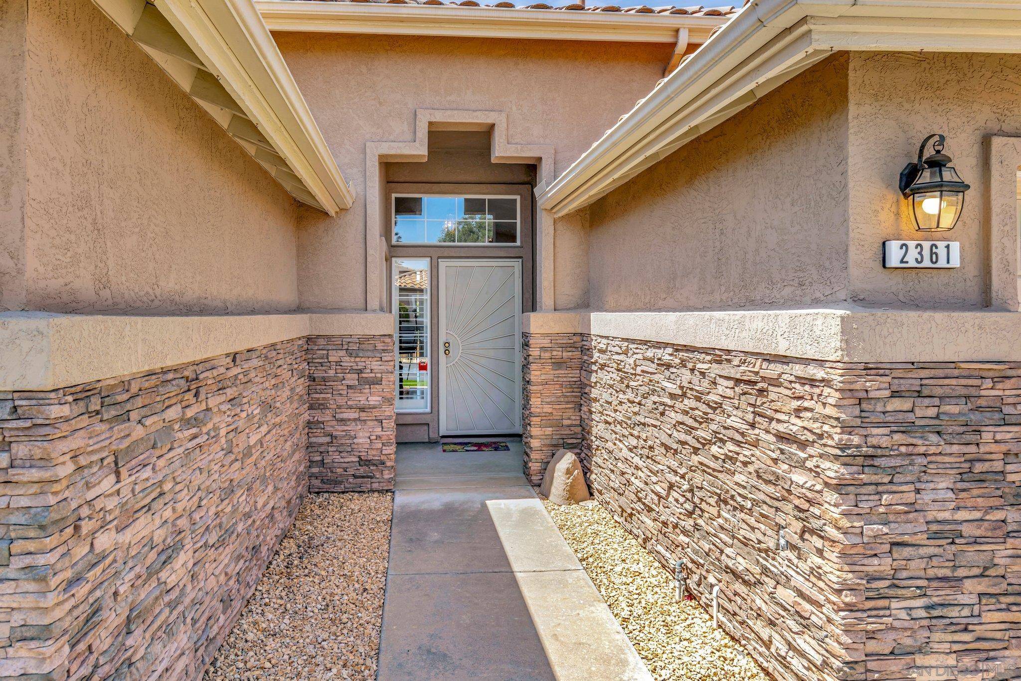 Alpine, CA 91901,2361 Columbine Dr