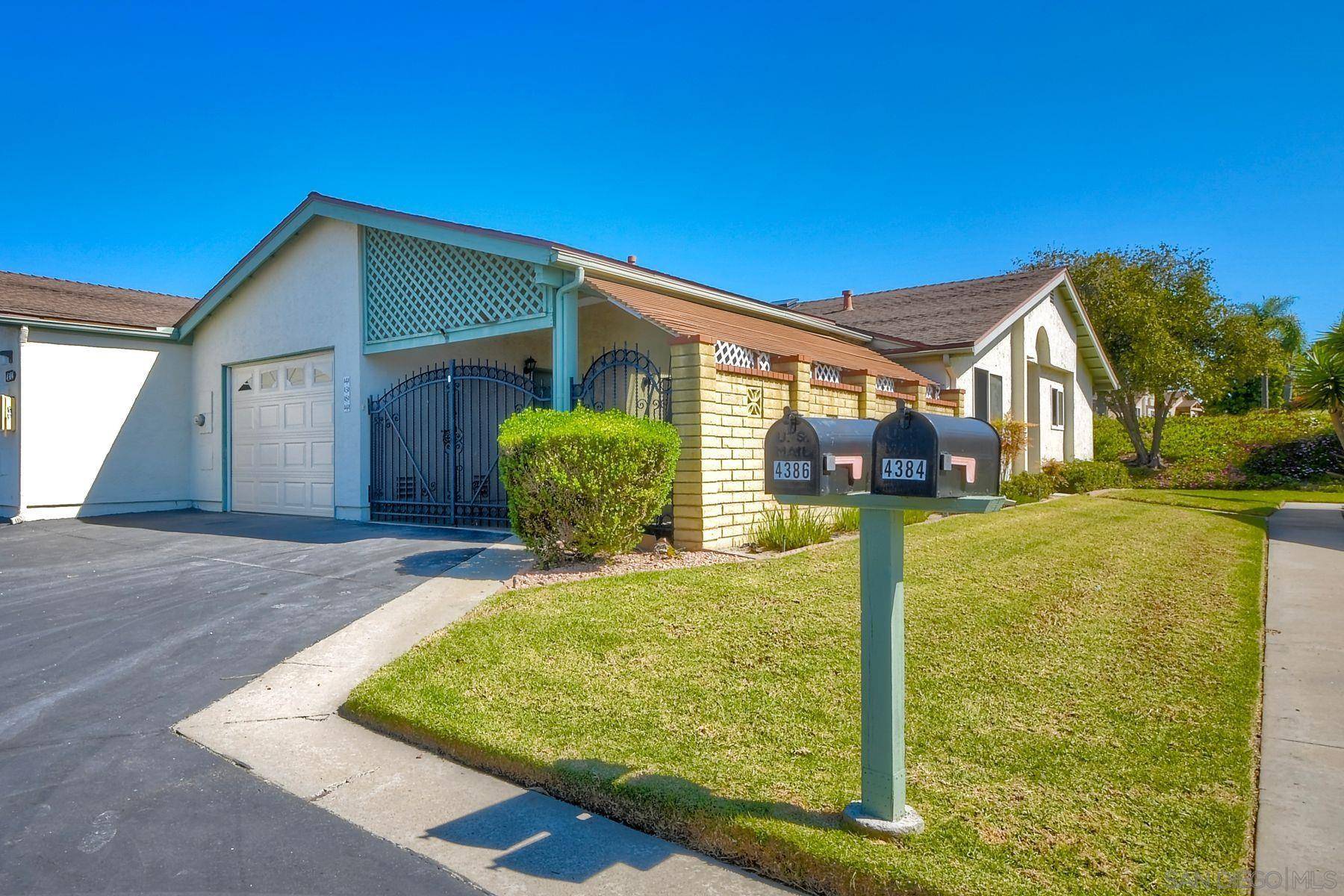Oceanside, CA 92057,4384 Albatross Way