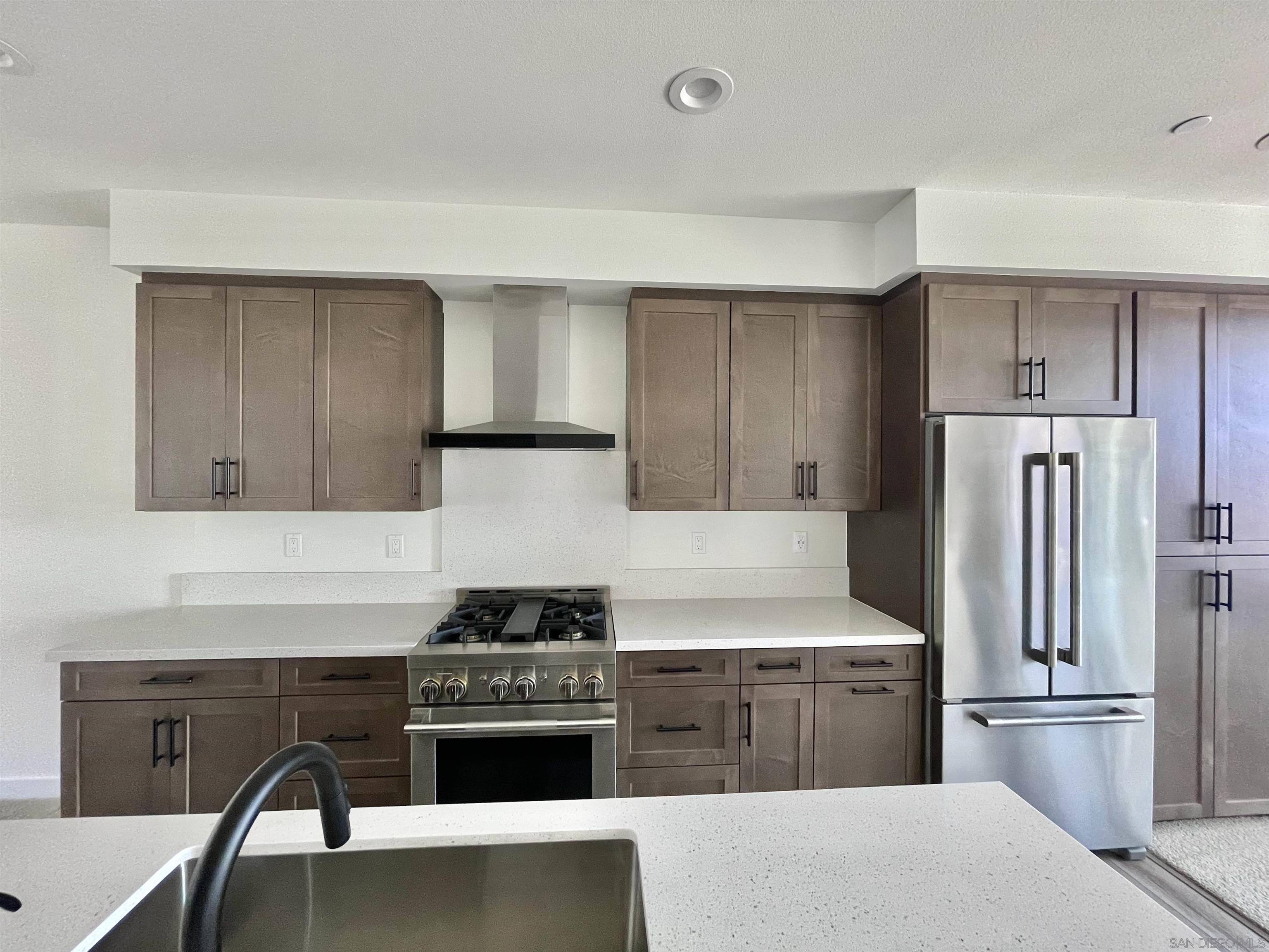 San Diego, CA 92130,13004 Lumen Way