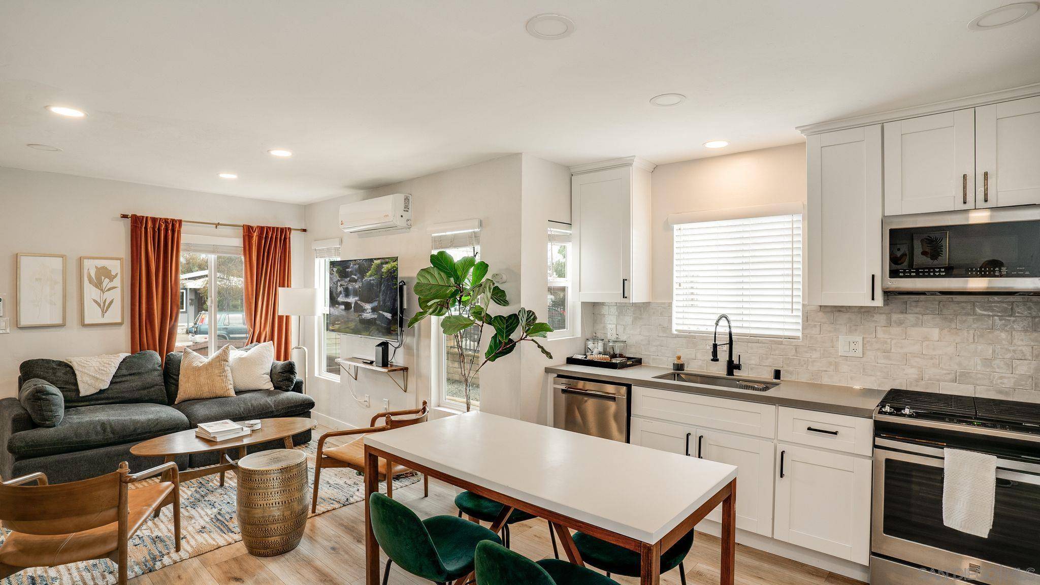 San Diego, CA 92105,4785 Auburn Dr