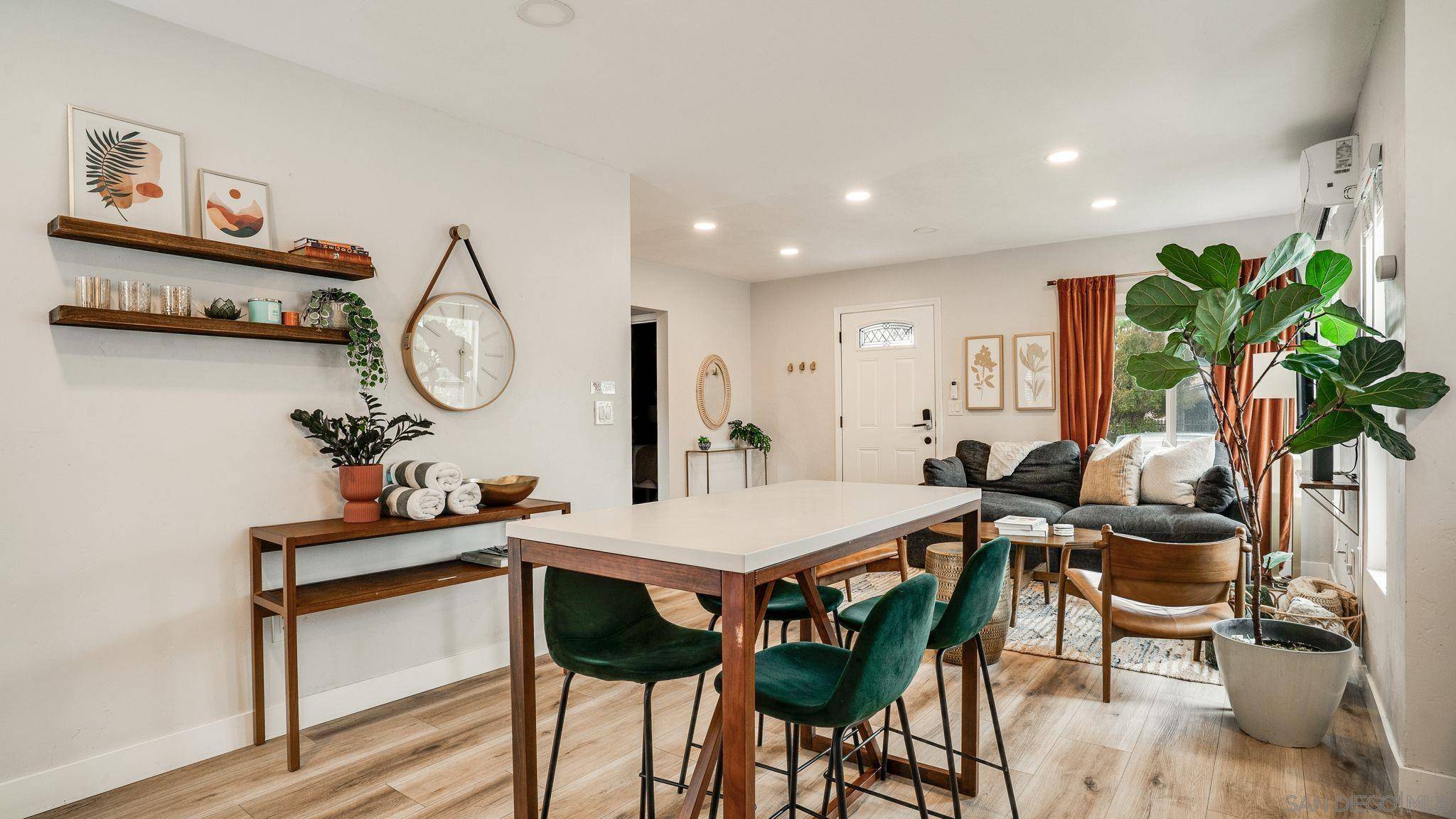 San Diego, CA 92105,4785 Auburn Dr