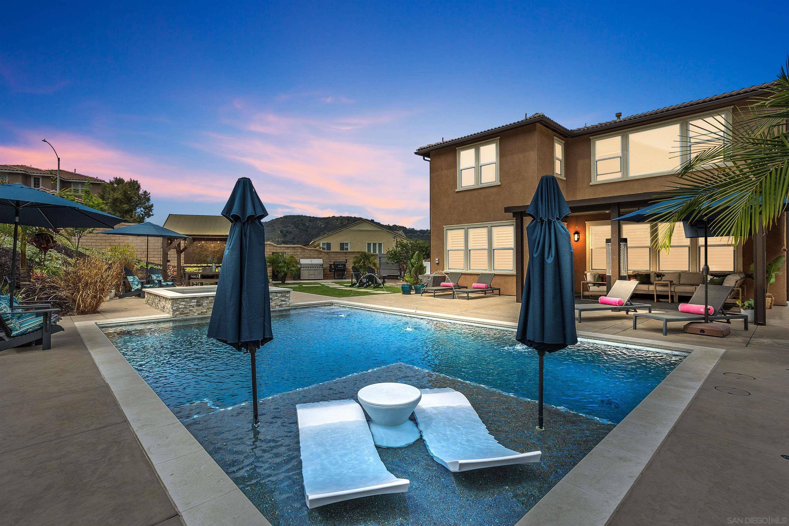 Fallbrook, CA 92028,303 Ventasso Way