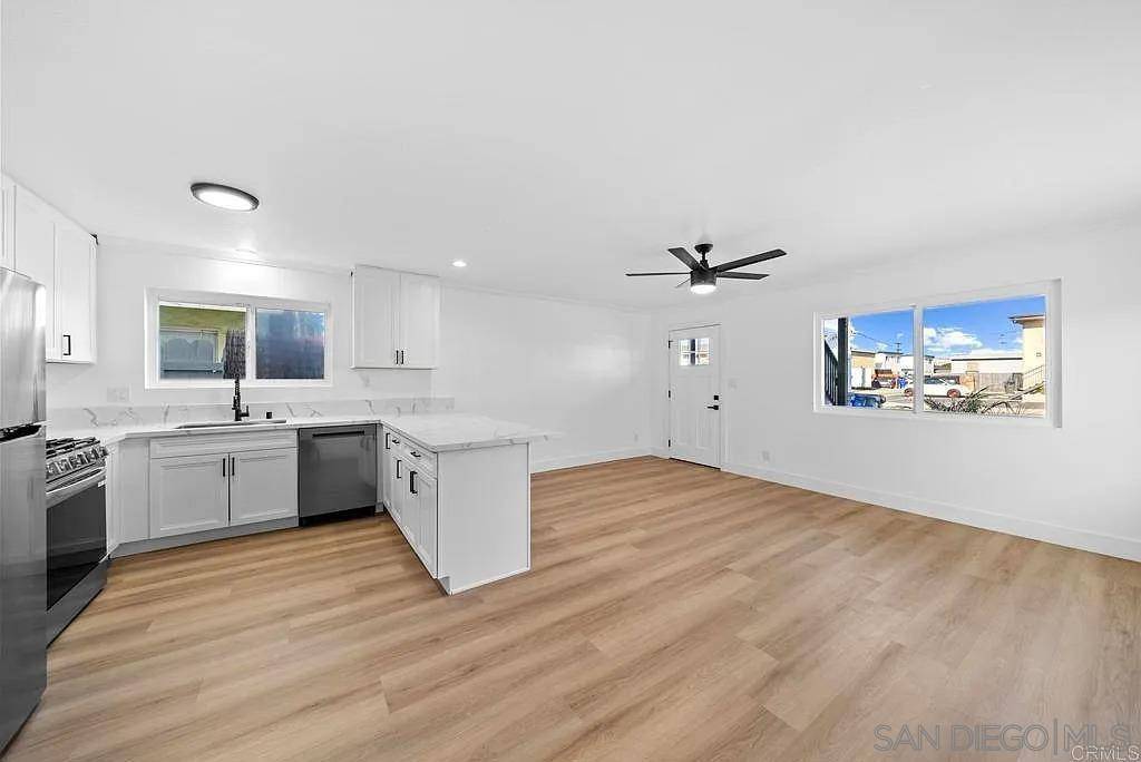 Imperial Beach, CA 91932,378-80 7th Street