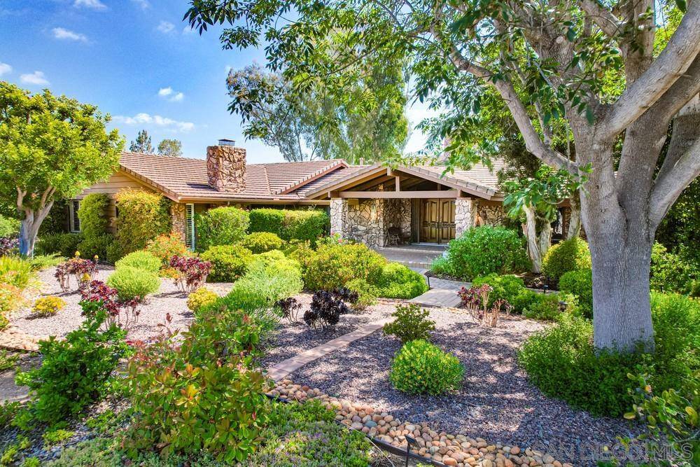 Poway, CA 92064,15943 Ranch Hollow Rd