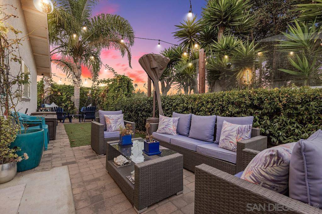 Encinitas, CA 92024,444 Alviso Way