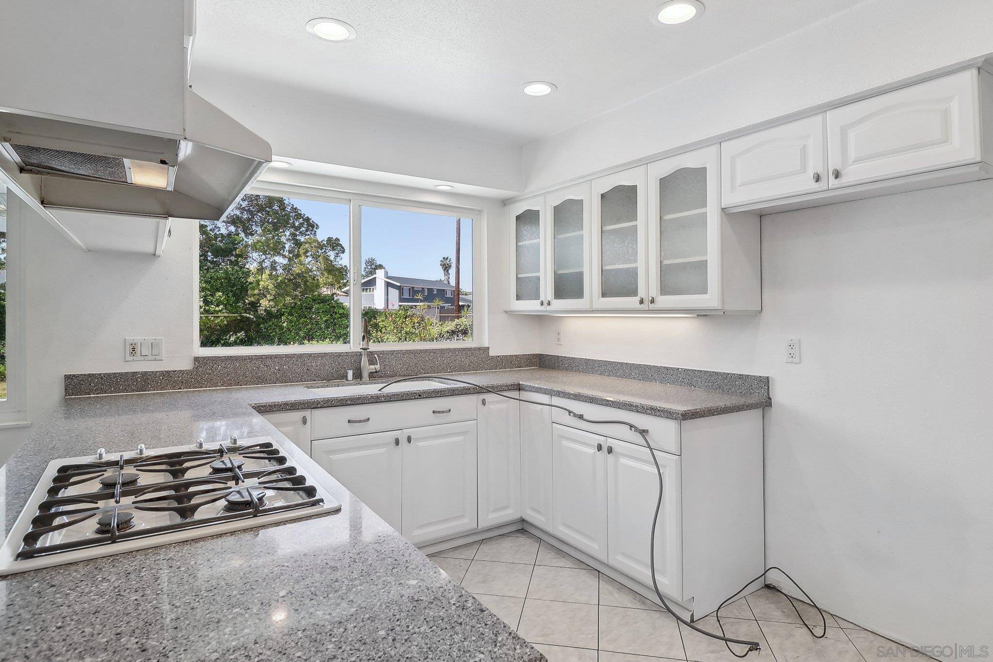 Del Cerro, CA 92120,6268 Lance Place