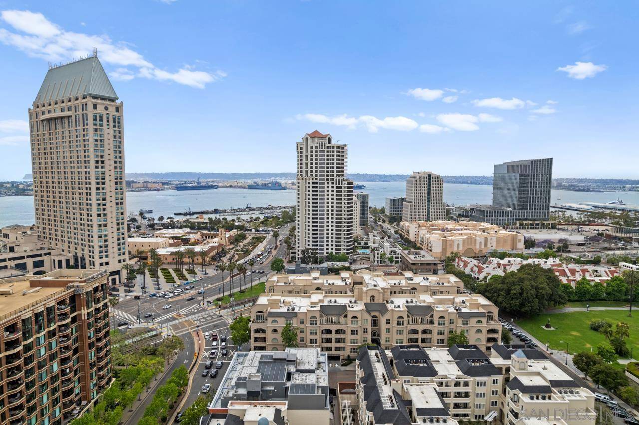 San Diego, CA 92101,650 Columbia St #313