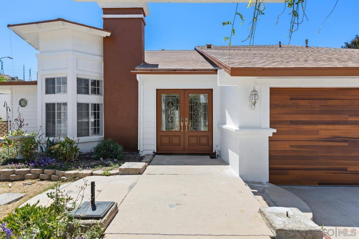 El Cajon, CA 92021,13749 Avenida Del Charro