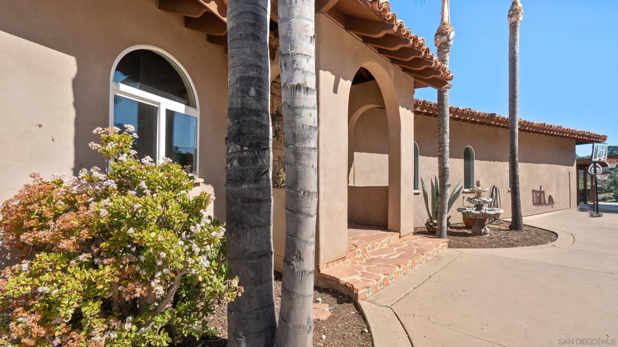 Valley Center, CA 92082,29570 Lilac Rd
