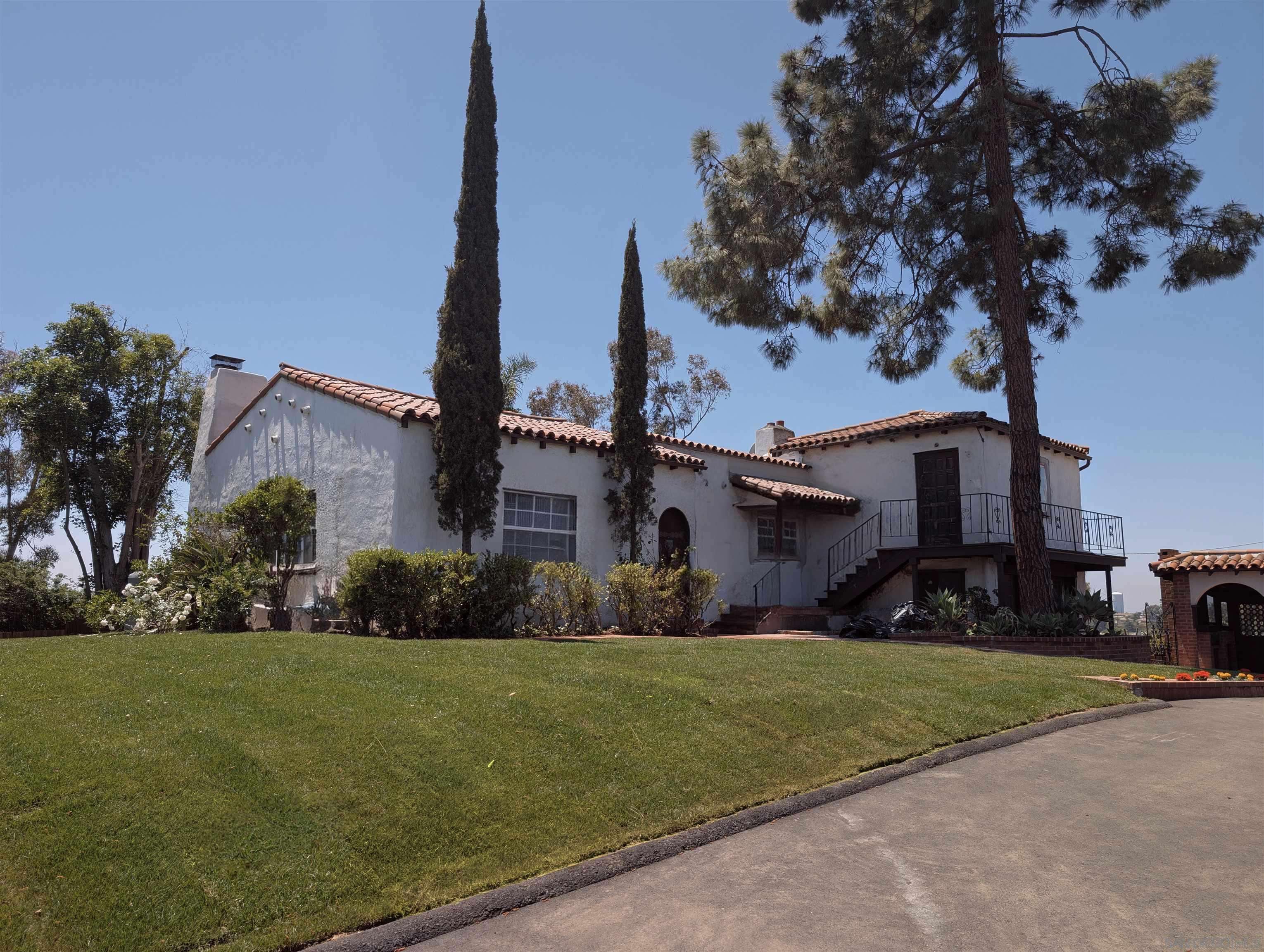 El Cajon, CA 92020,700 Wakefield Ct