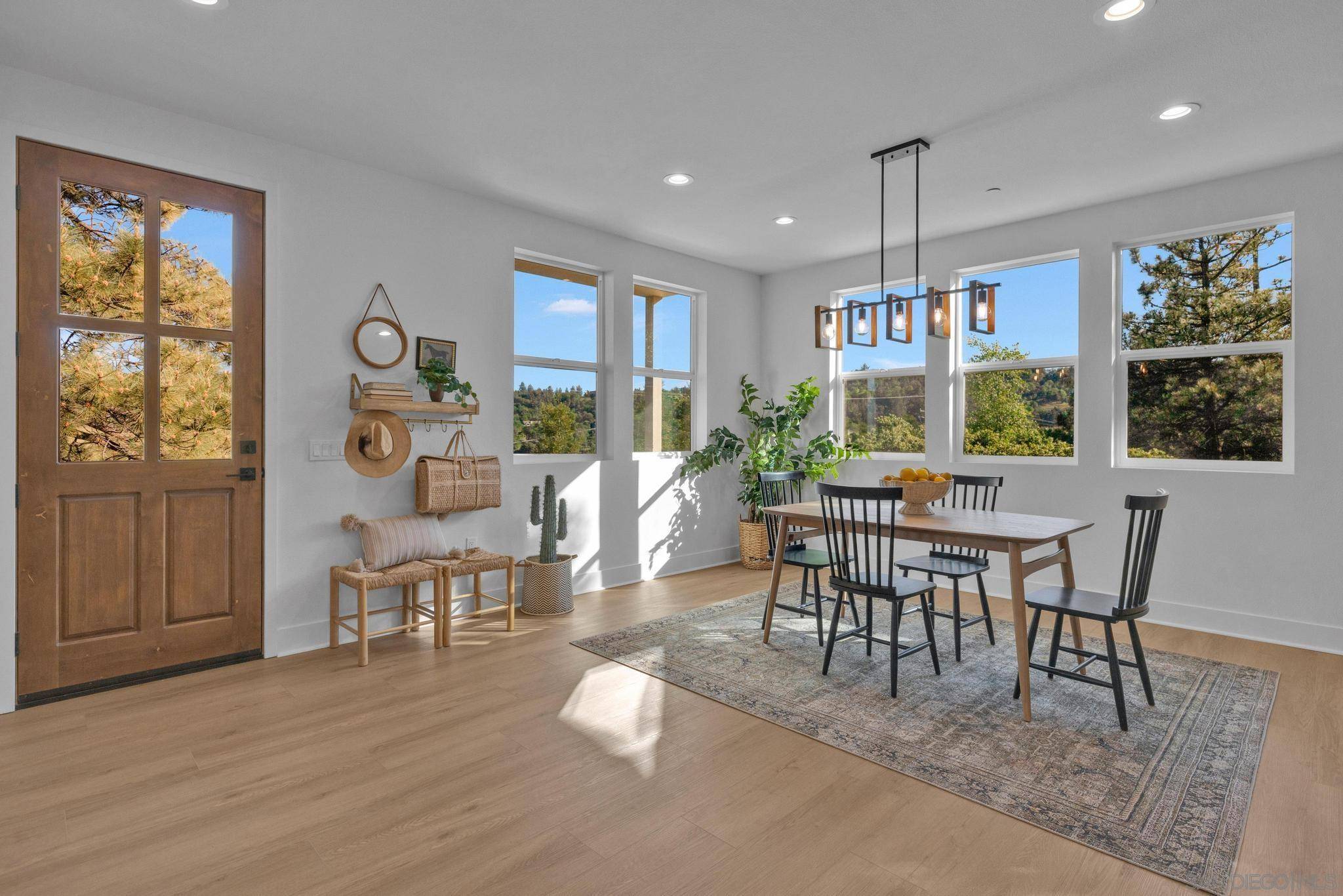 Julian, CA 92036,2396 Cape Horn Ave