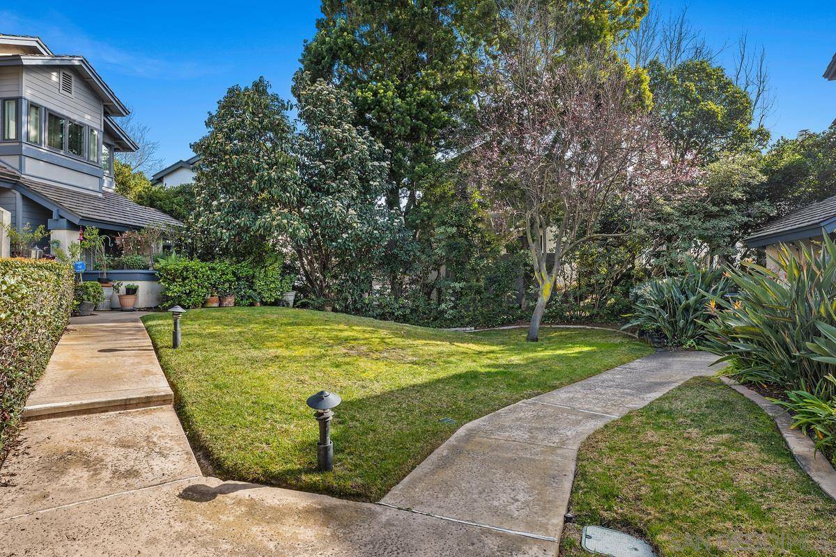 La Jolla, CA 92037,3177 Morning Way