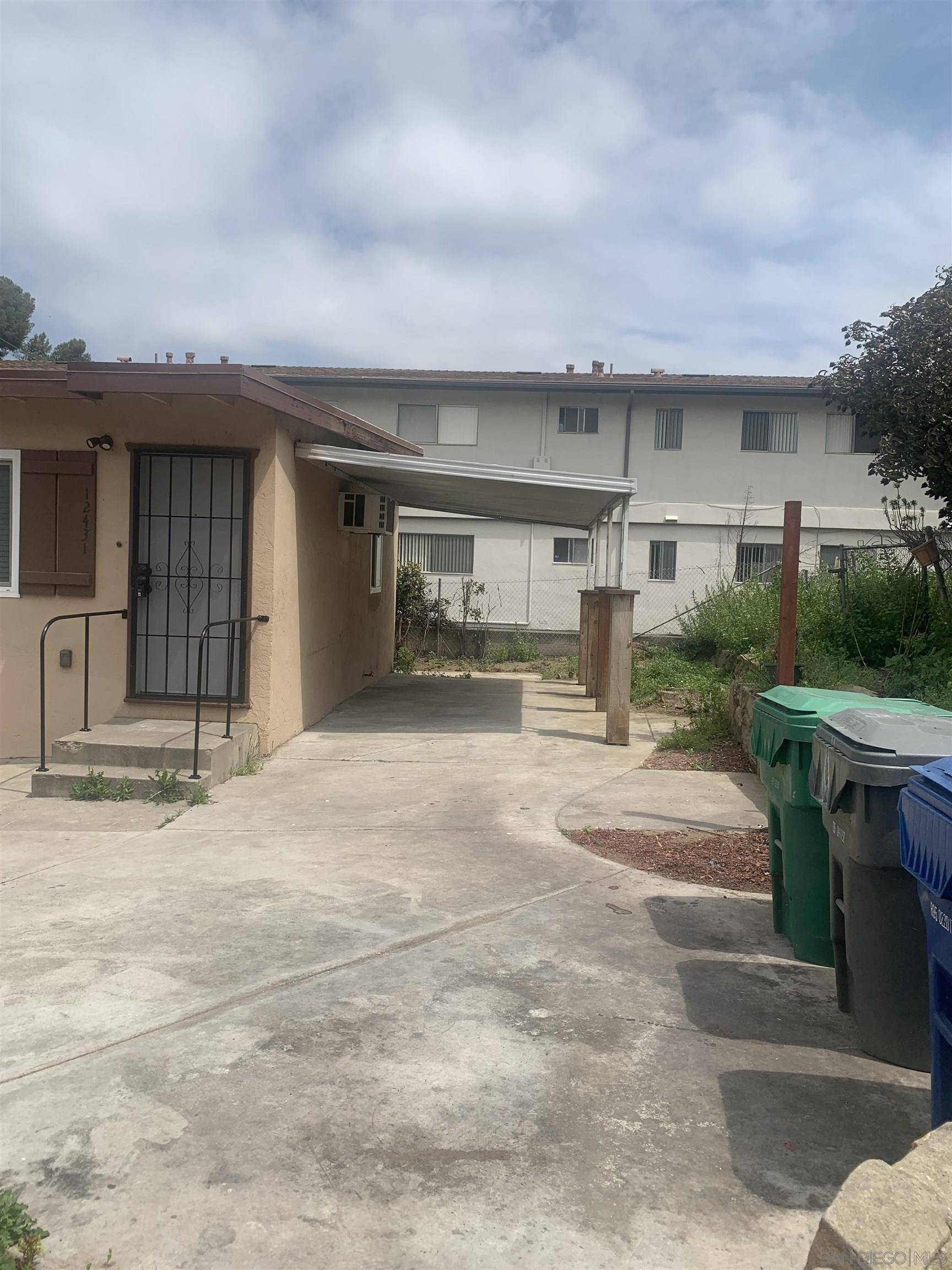 Lakeside, CA 92040,12429 Julian