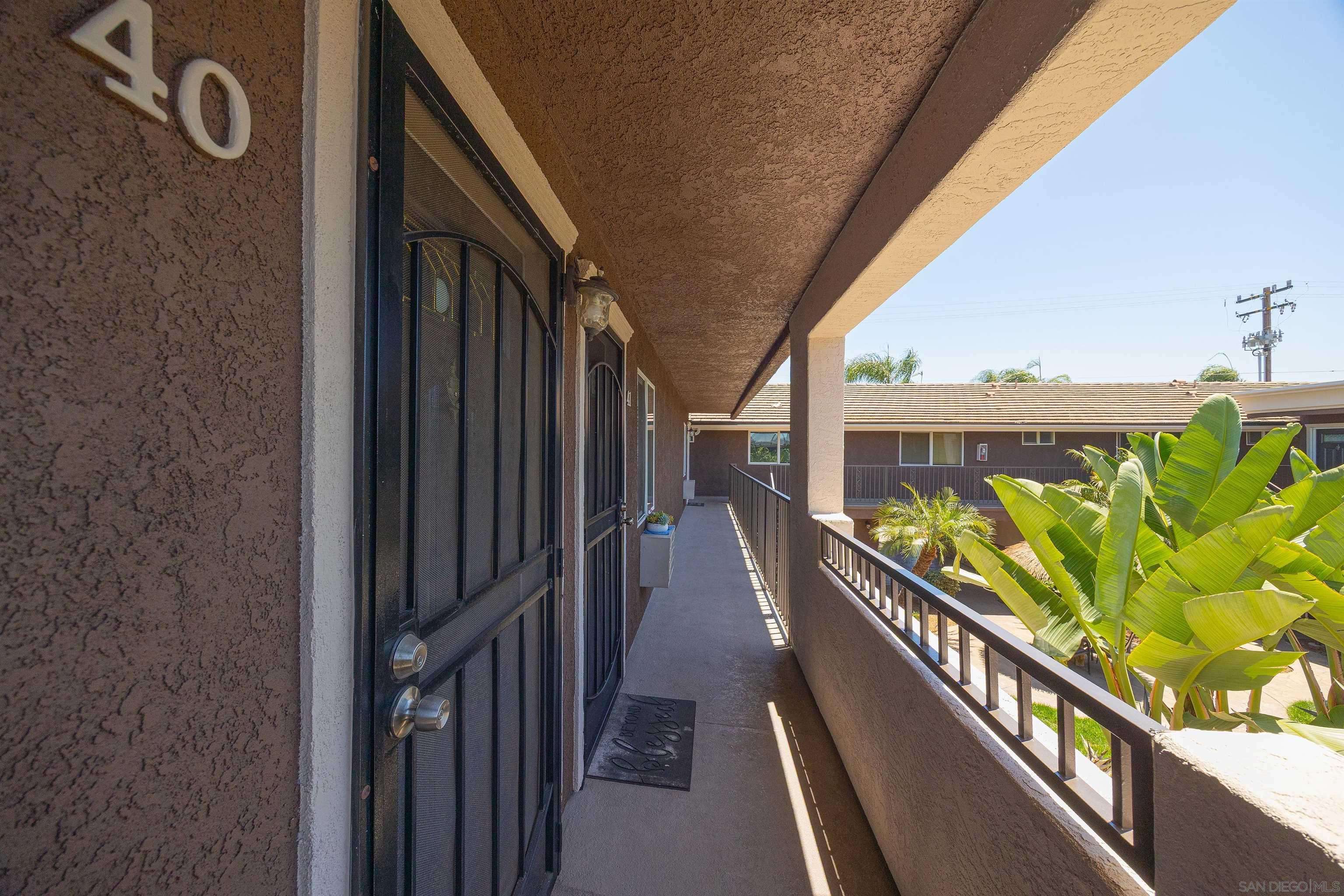 El Cajon, CA 92021,800 N Mollison Ave #40