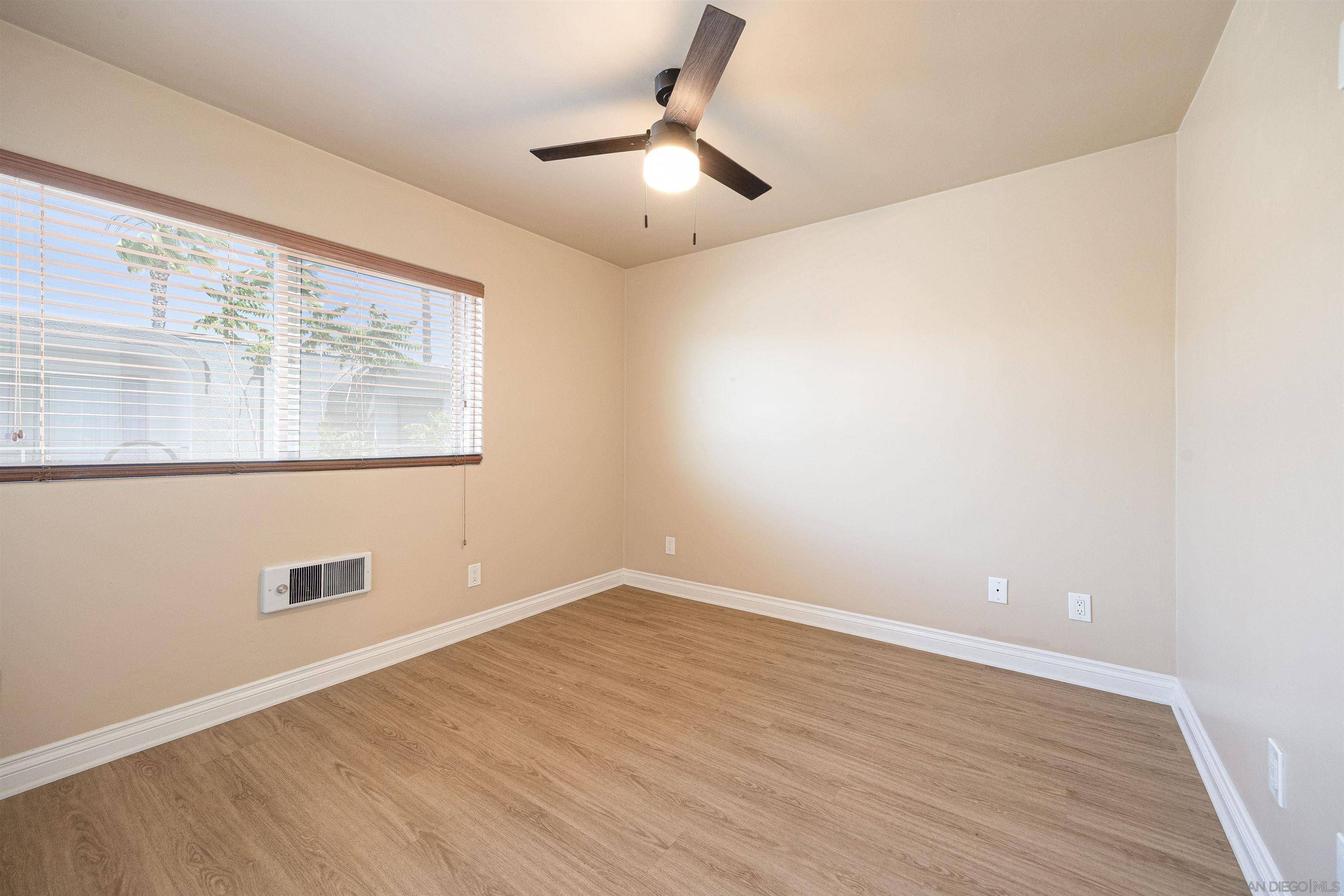 El Cajon, CA 92021,800 N Mollison Ave #40