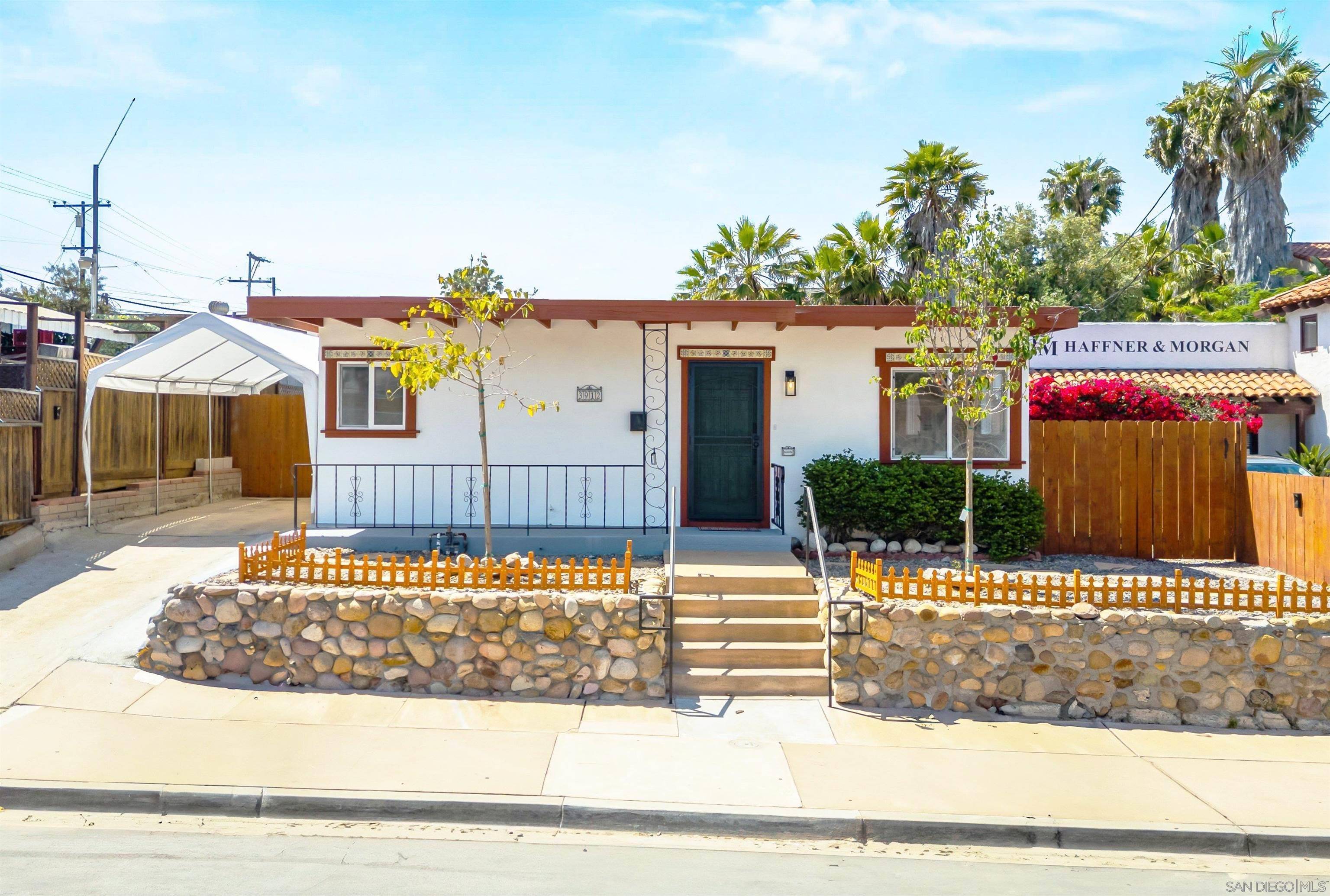 San Diego, CA 92110,3912 Conde St
