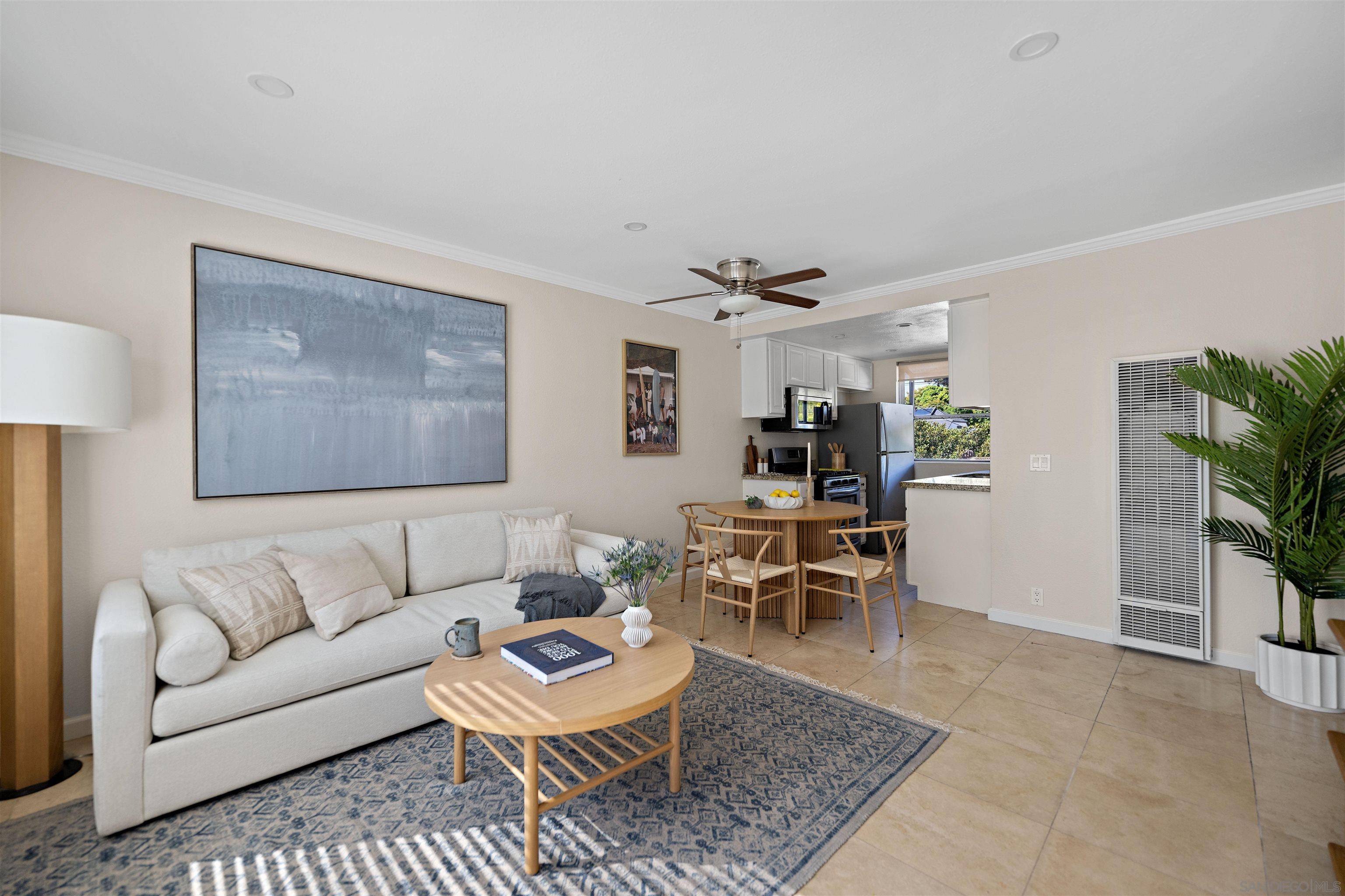 Oceanside, CA 92054,410 S Freeman St #10
