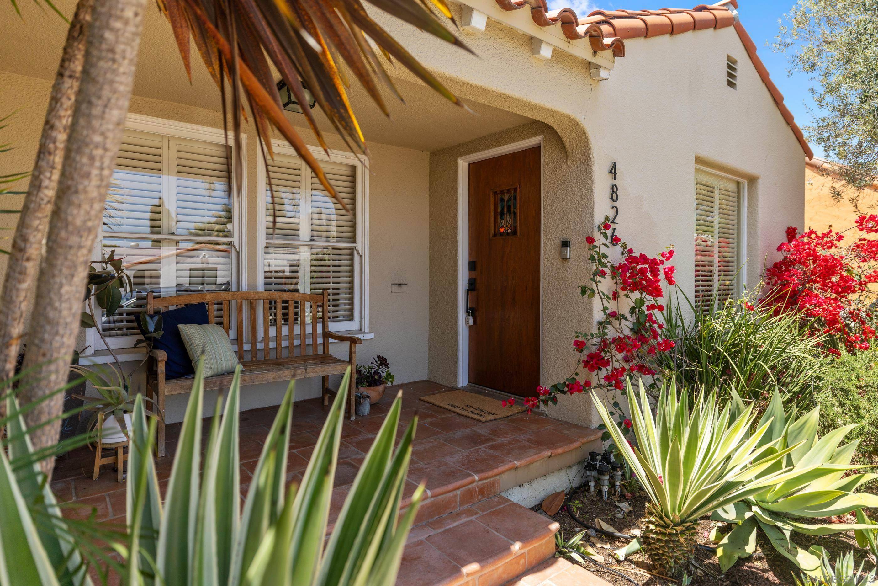 San Diego, CA 92116,4826 Biona Dr