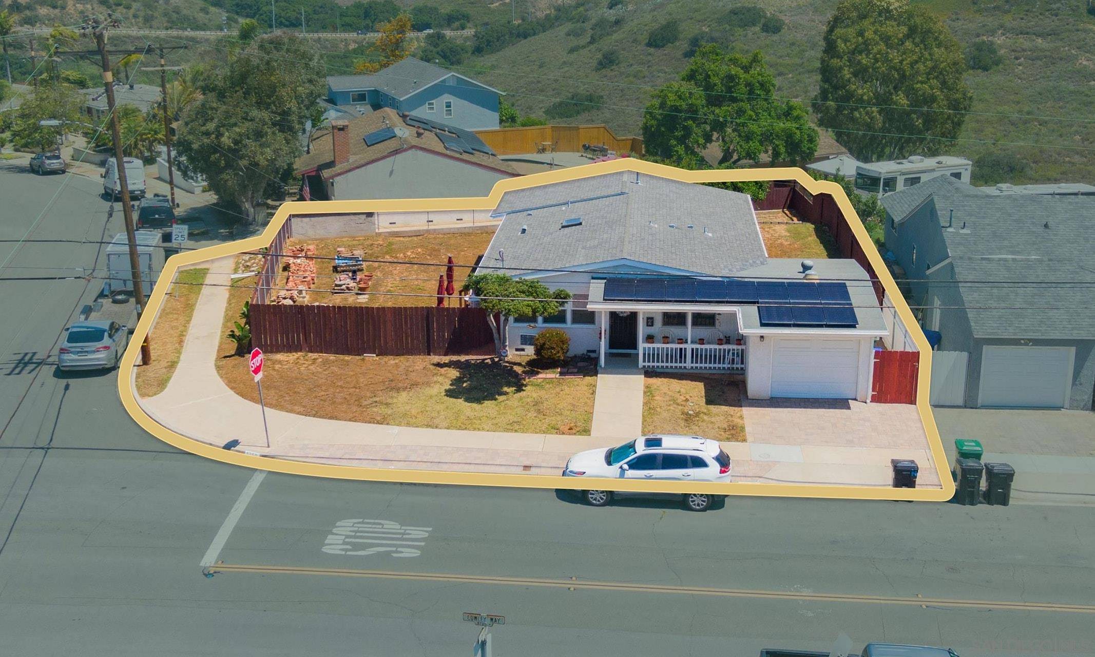San Diego, CA 92117,3759 Cowley Way