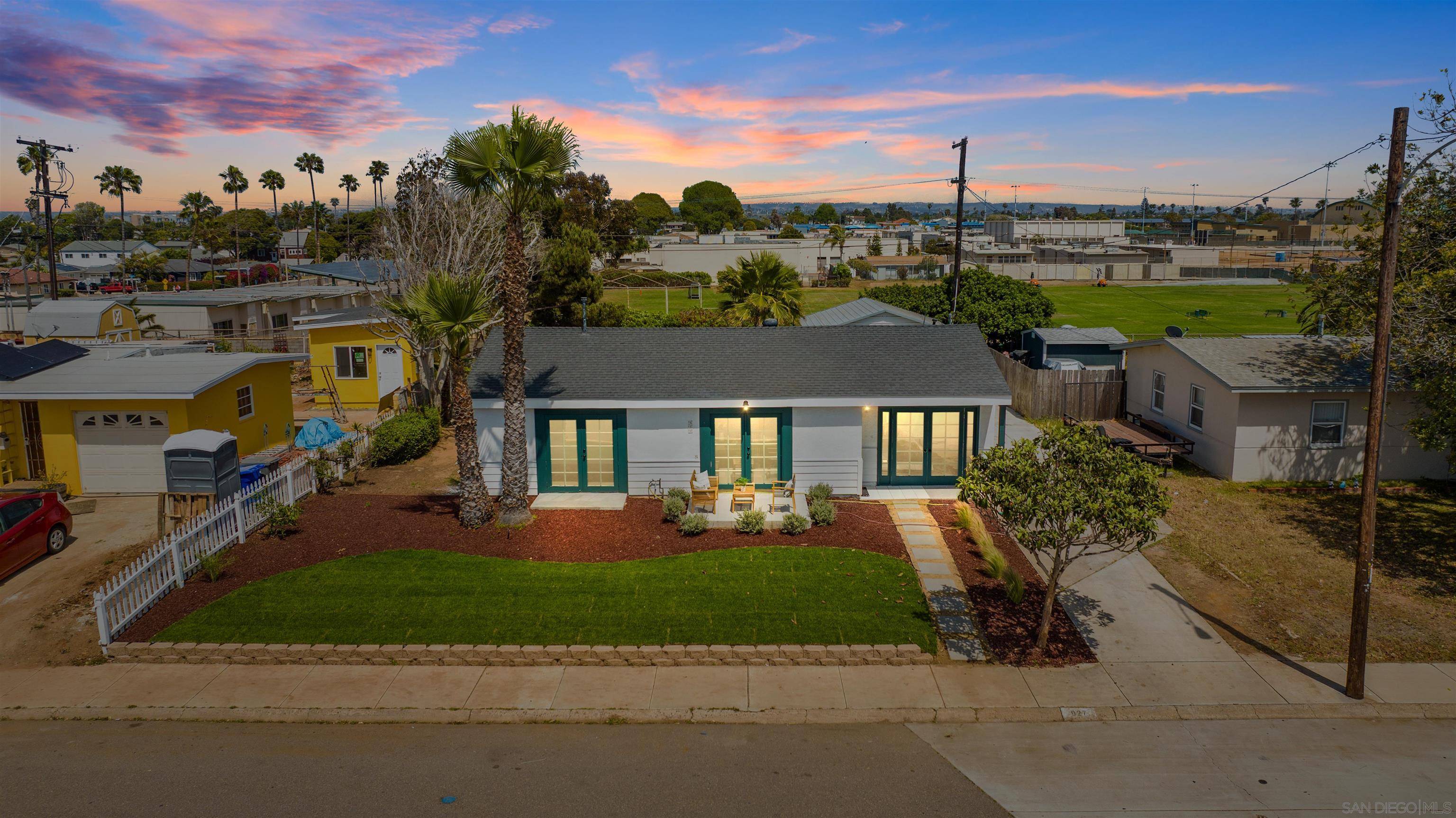 Imperial Beach, CA 91932,927 4th St