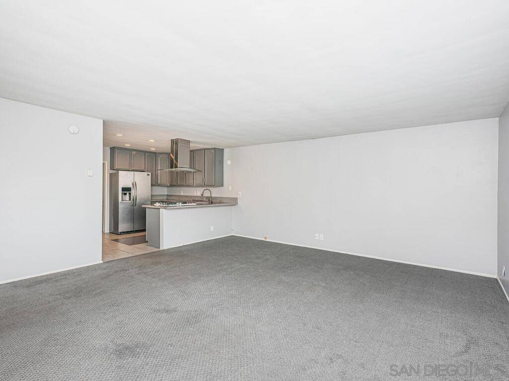 La Jolla, CA 92037,7349 Fay Ave #B