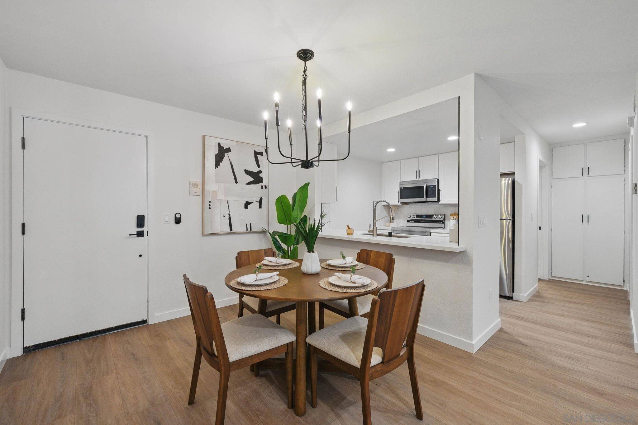 San Diego, CA 92119,7855 Golfcrest Dr #13