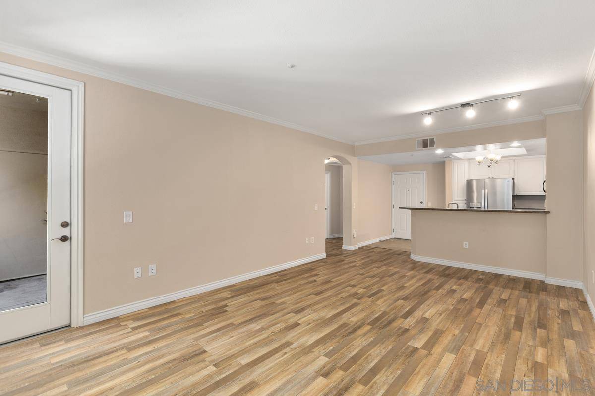 La Jolla, CA 92037,4165 Executive Dr #F208