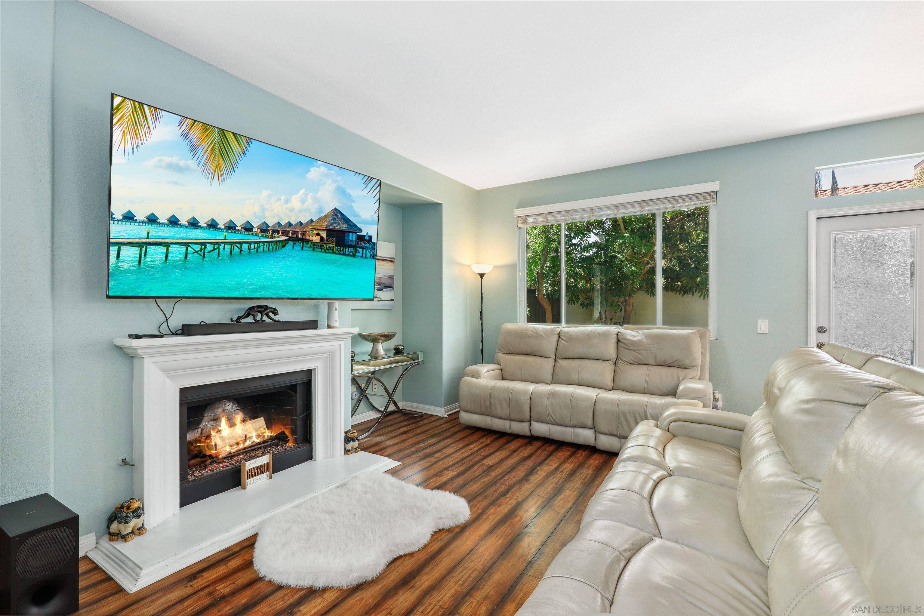 Oceanside, CA 92057,535 Venetia Way