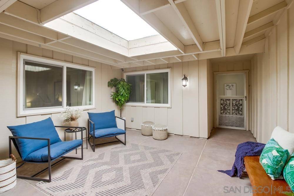 San Diego, CA 92119,7296 Golfcrest Dr