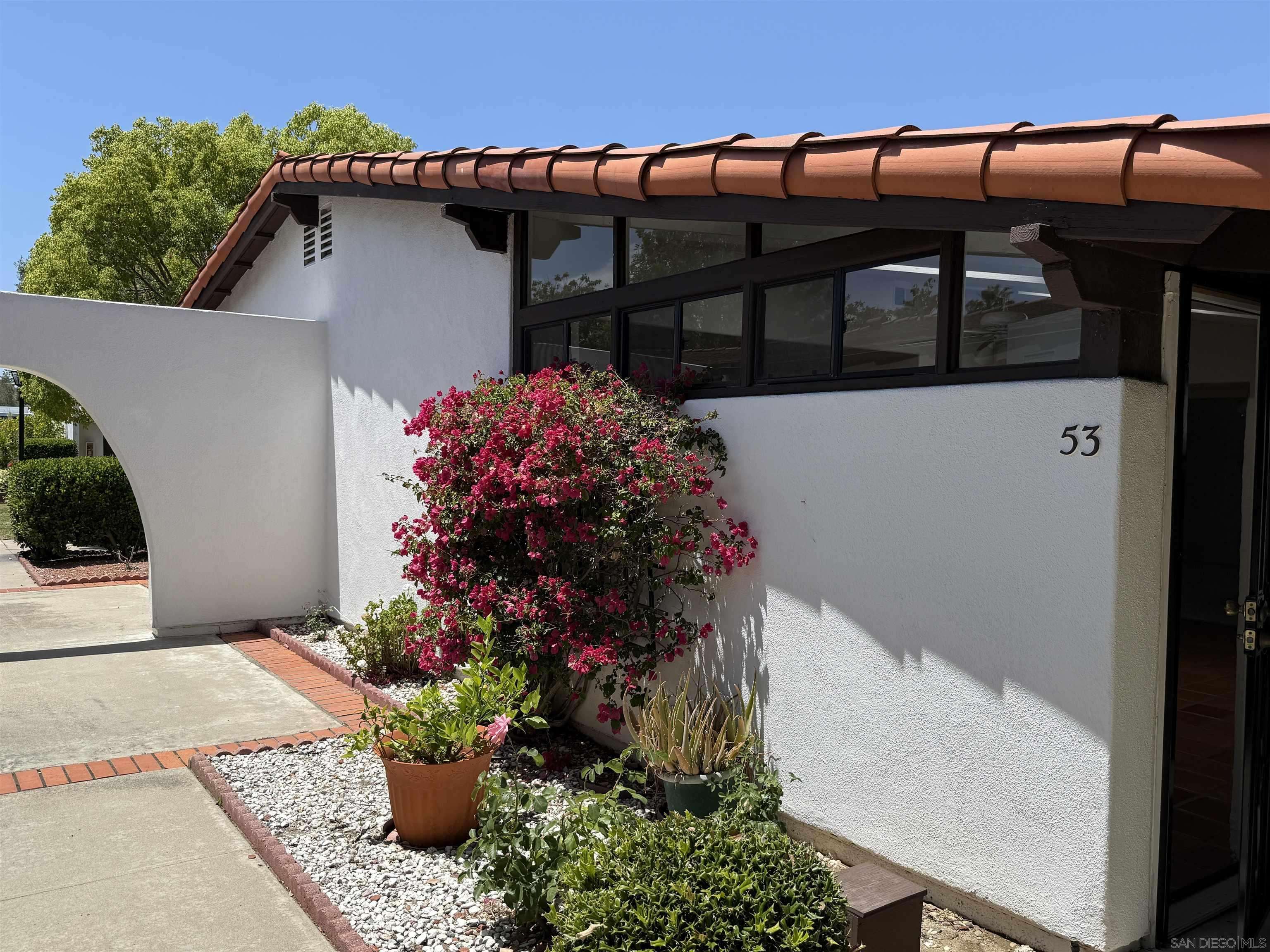 San Diego, CA 92128,16533 Caminito Vecinos #53