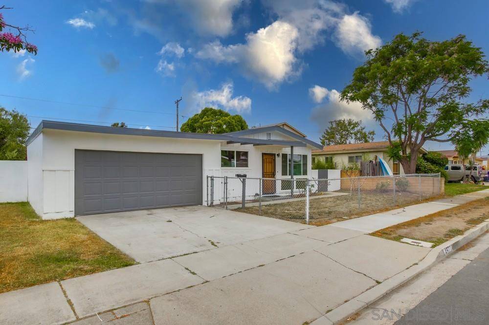 San Diego, CA 92117,4972 Ensign St