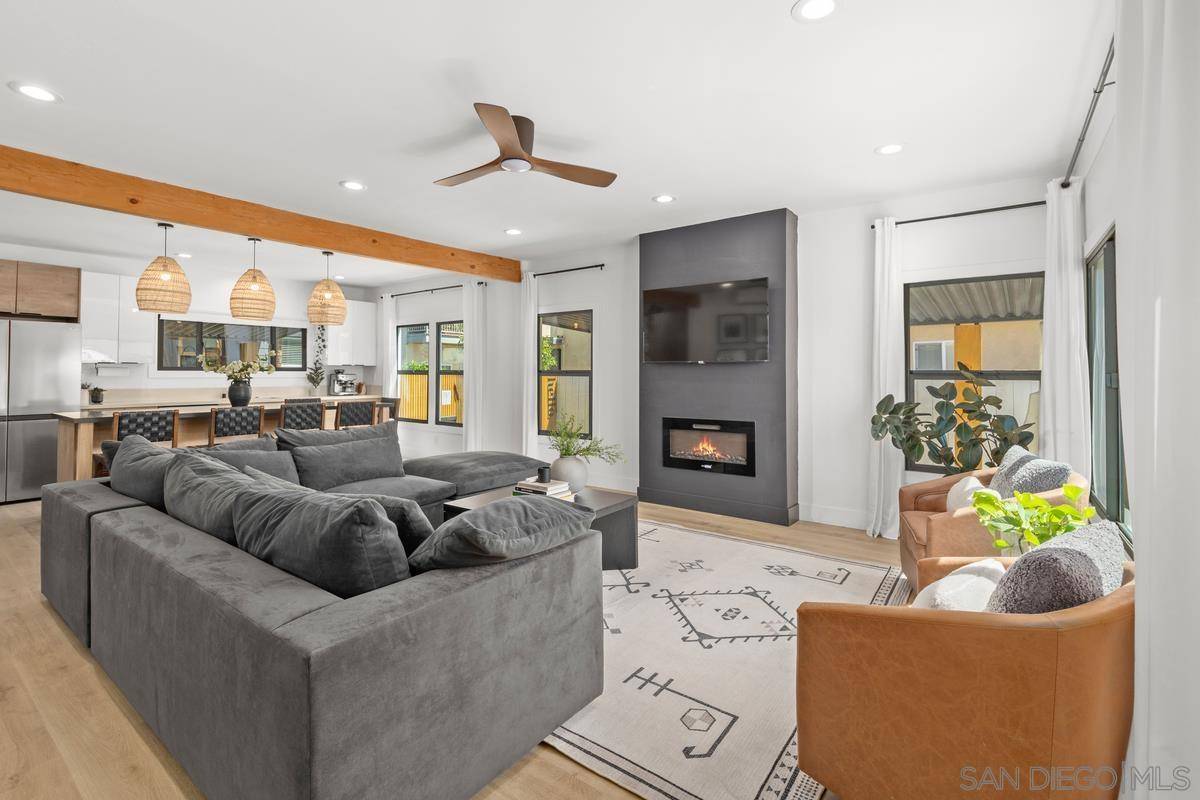 San Diego, CA 92104,4365-67 Wilson Ave