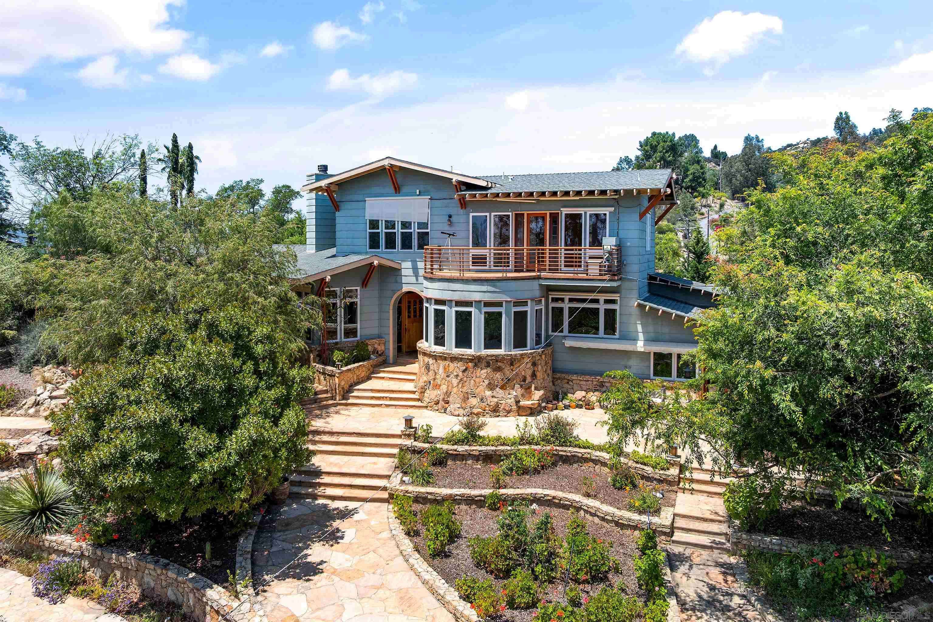 Fallbrook, CA 92028,6132 Rainbow Heights Rd