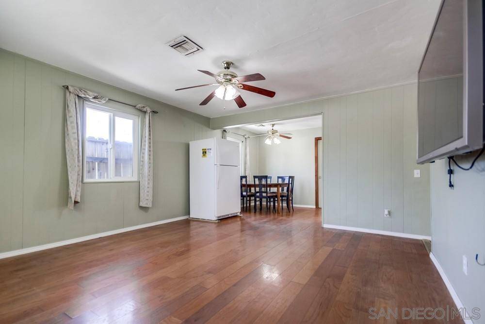 Santee, CA 92071,8749 Cottonwood Avenue