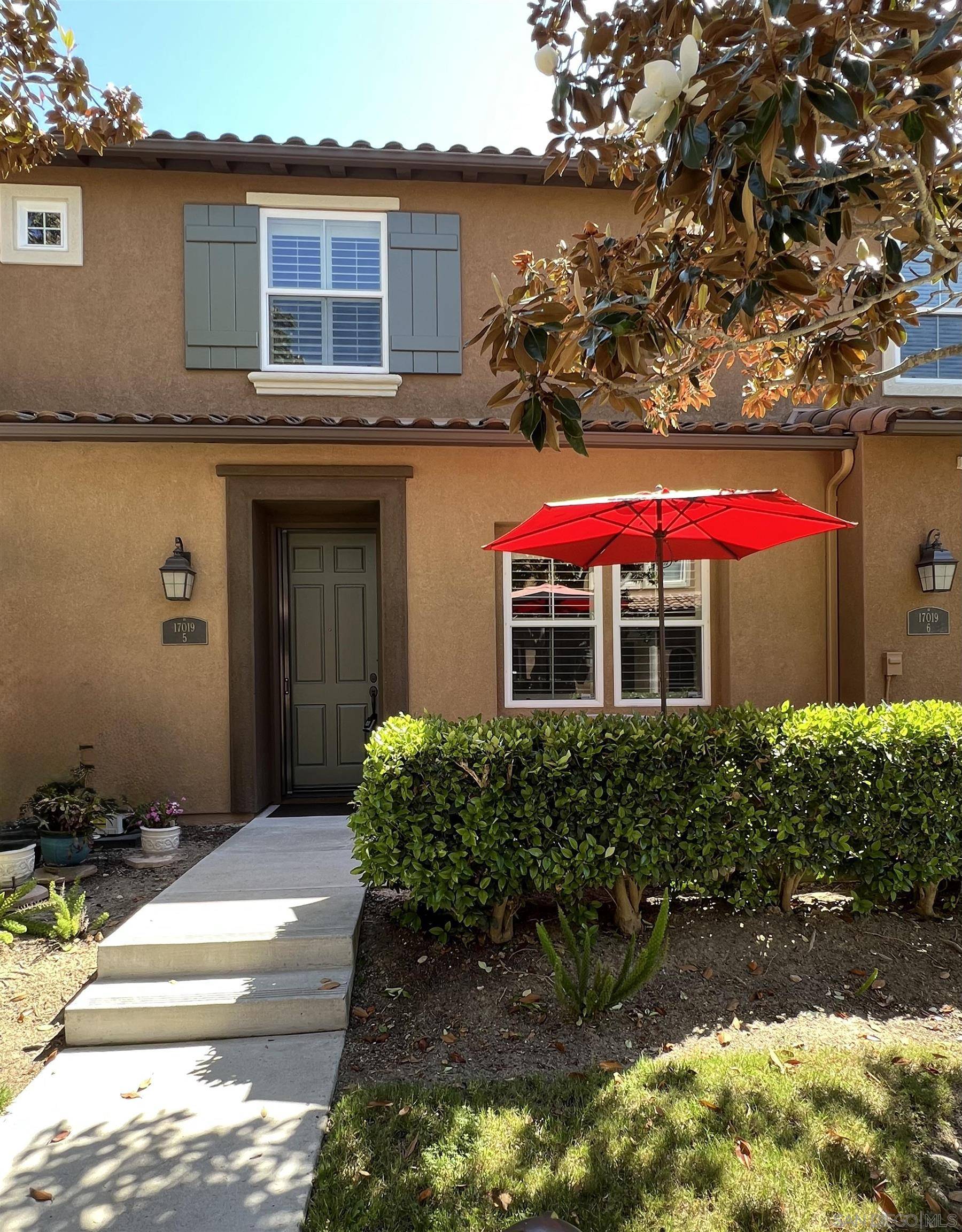 San Diego, CA 92127,17019 Camino Marcilla #5
