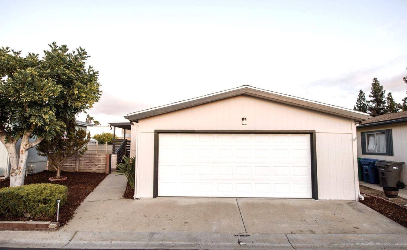 Santee, CA 92071,9255 N Magnolia Ave #335