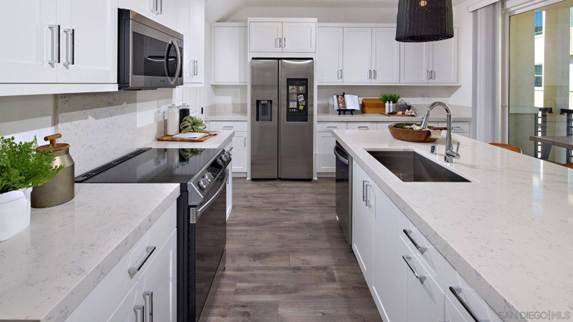 Chula Vista, CA 91911,852 Makani Street #7