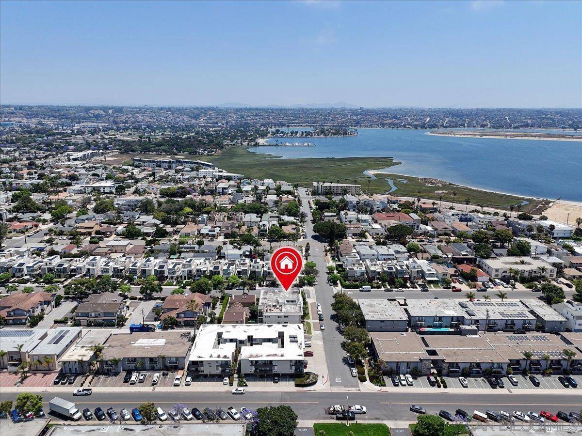 San Diego, CA 92109,1740 Roosevelt Ave #F