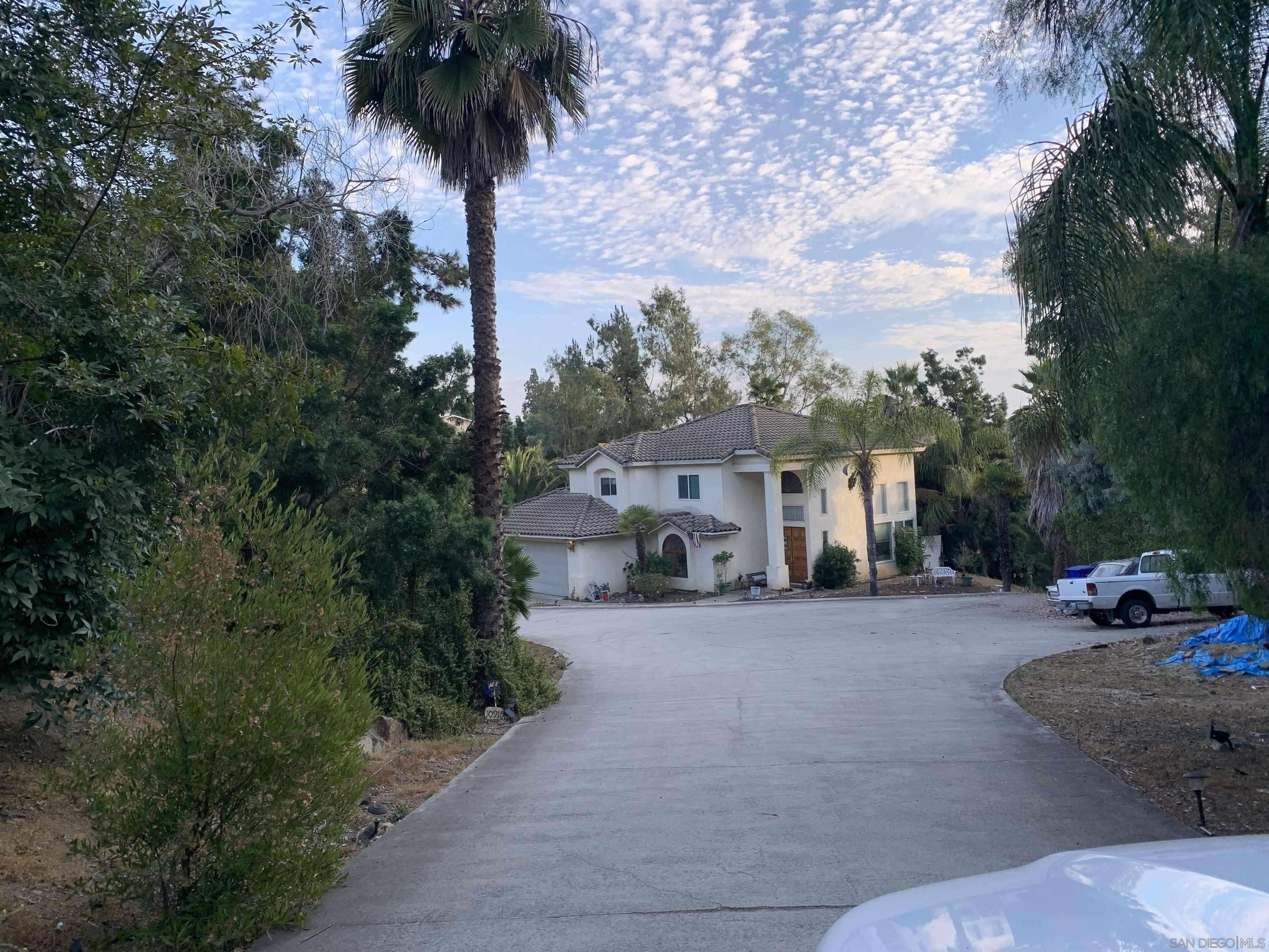 La Mesa, CA 91941,10915 Sunray Place