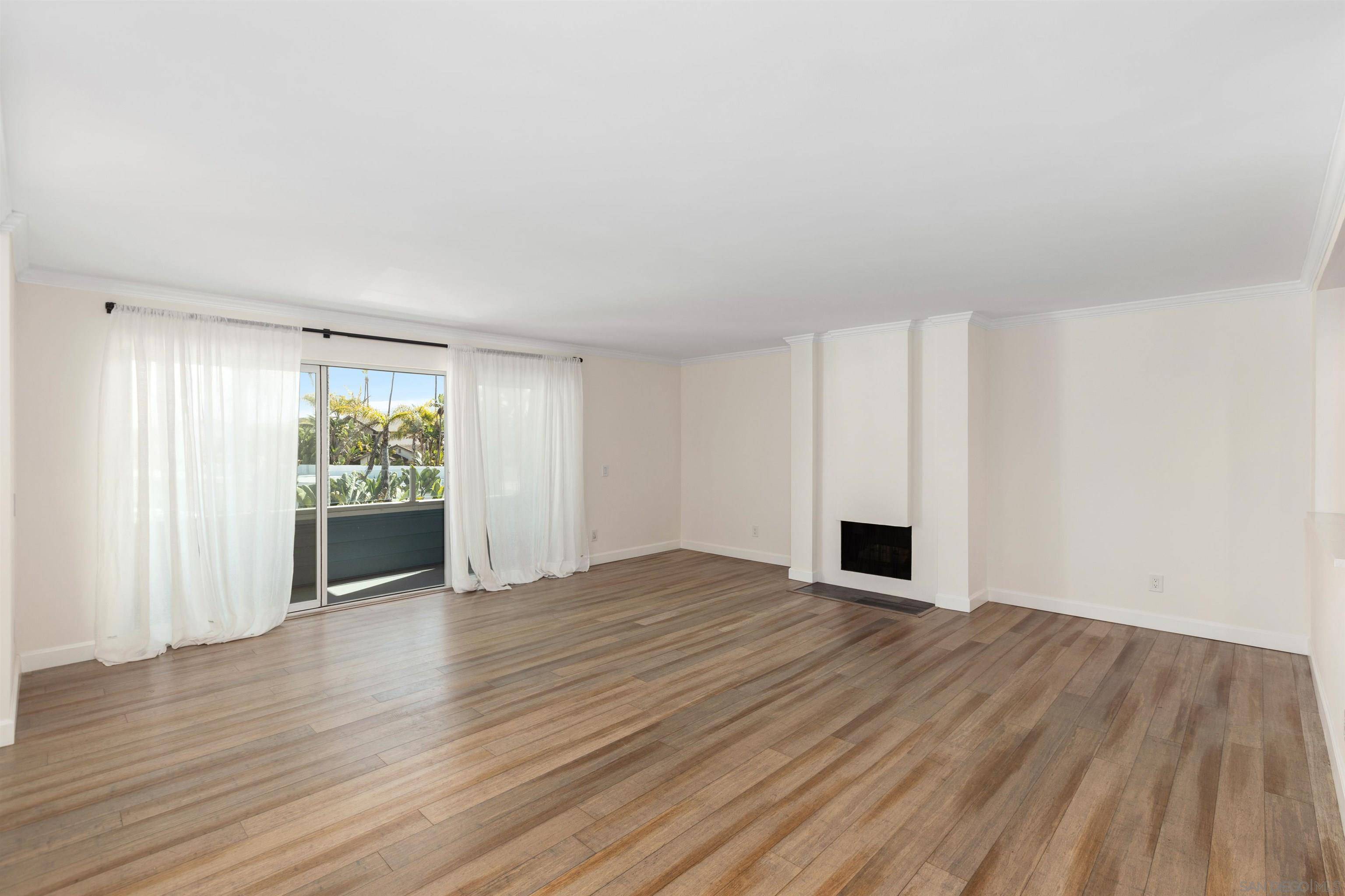 Coronado, CA 92118,24 Montego