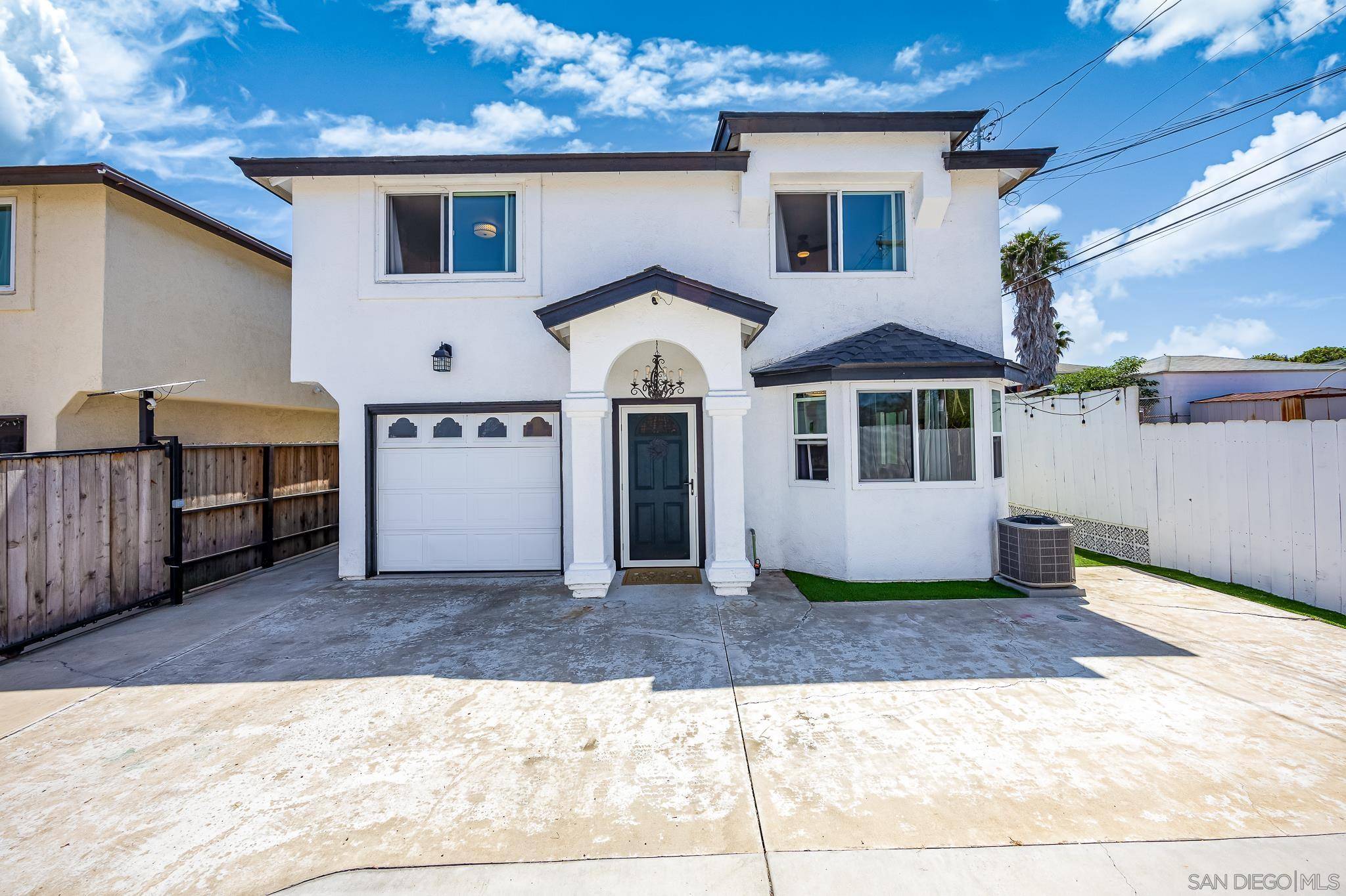 San Diego, CA 92139,5778 Cumberland St