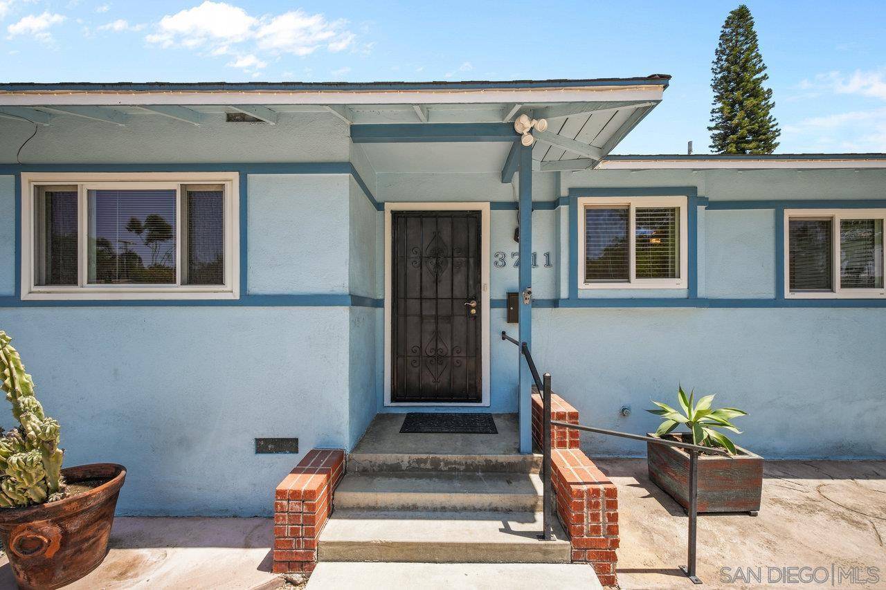 La Mesa, CA 91941,3711 Fairway Dr