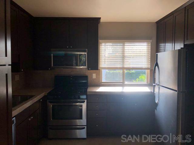 San Diego, CA 92116,4682 Edgeware rd