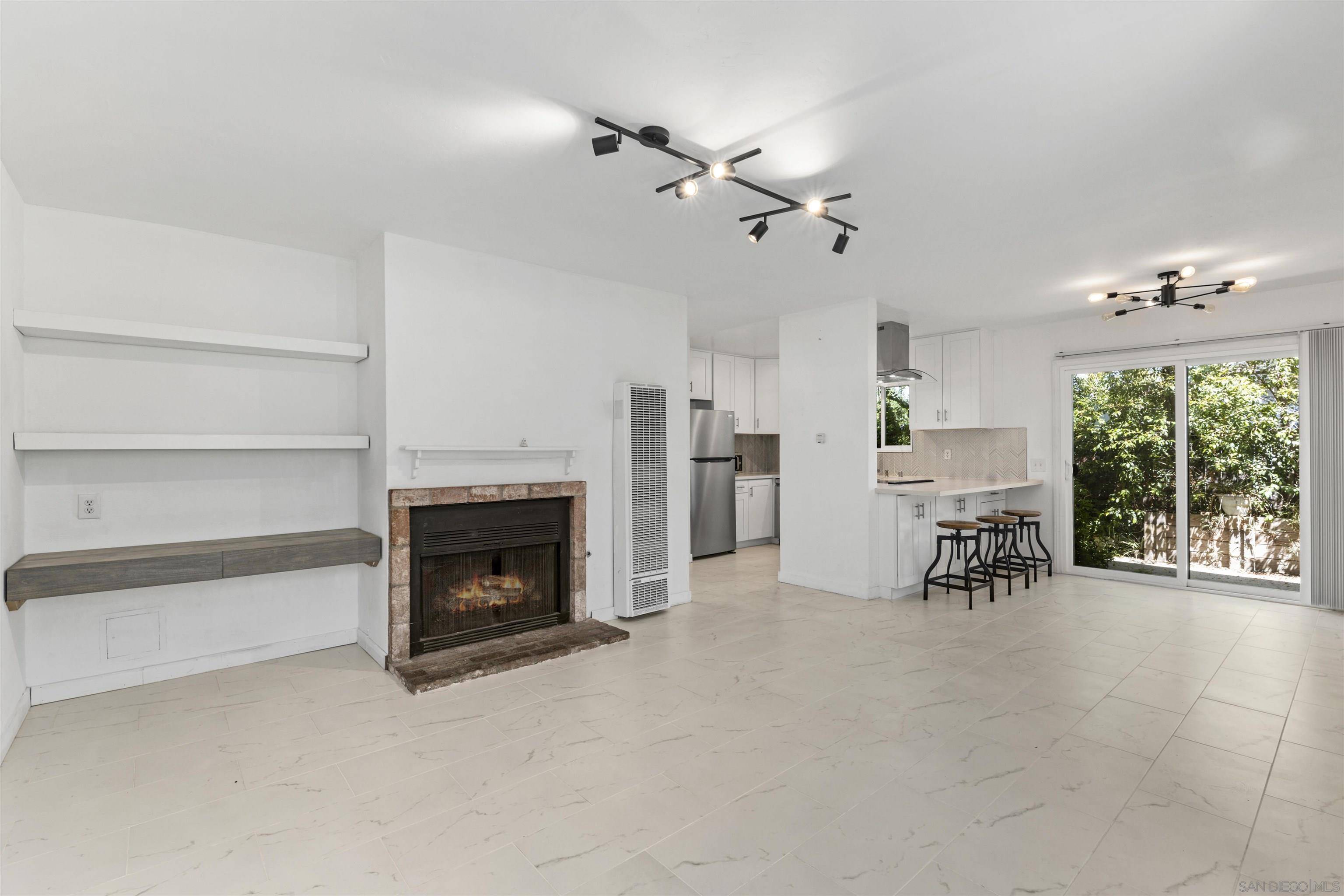 Escondido, CA 92025,125 W Vermont Ave #B