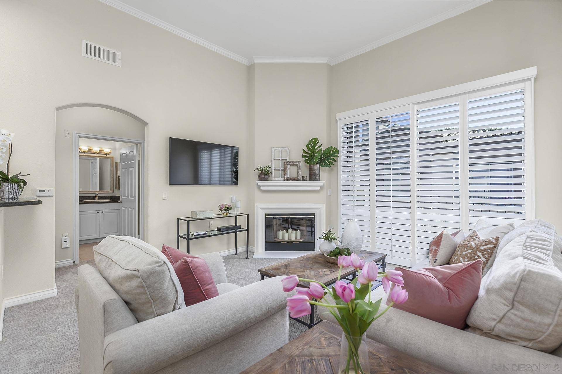 La Jolla, CA 92037,9253 Regents Rd. #A404