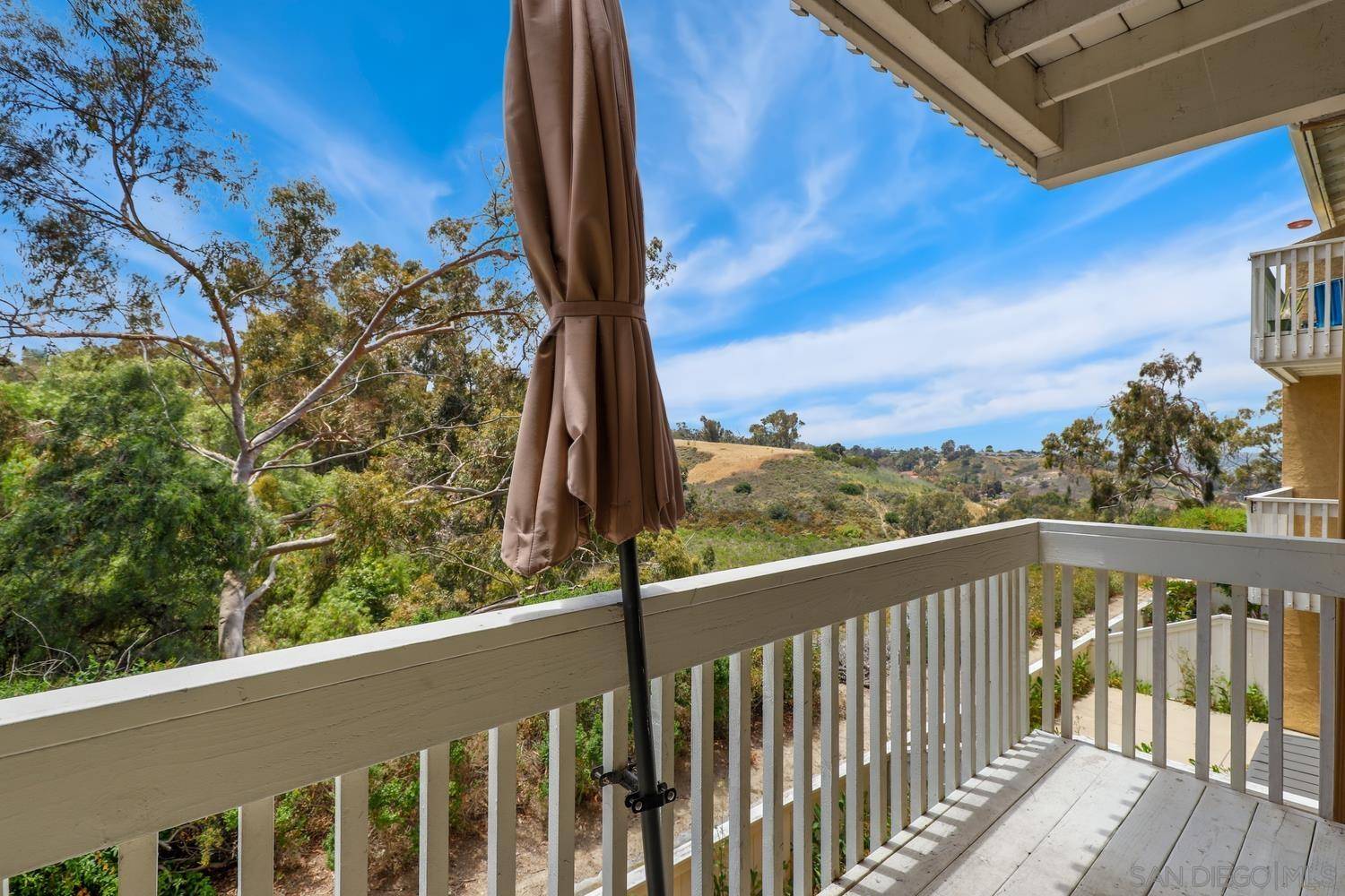 Oceanside, CA 92057,4219 La Pinata Way #252