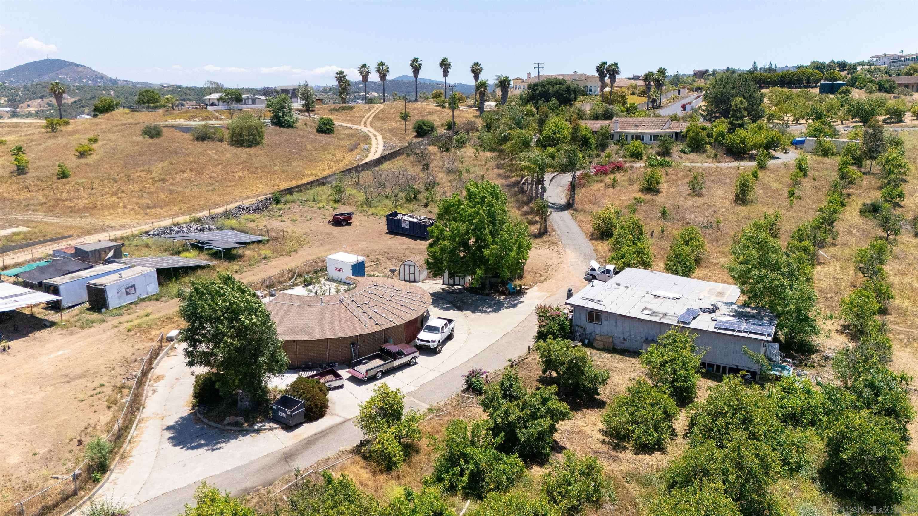 Valley Center, CA 92082,10171 CIRCLE R DRIVE