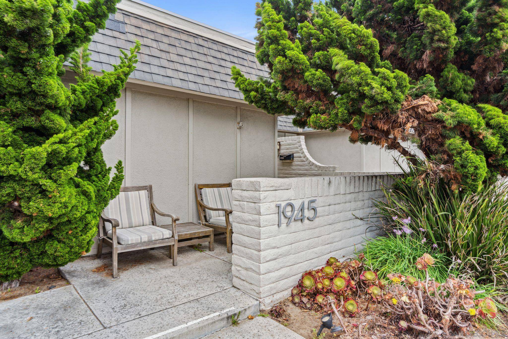Del Mar, CA 92014,1943-45 Coast Blvd