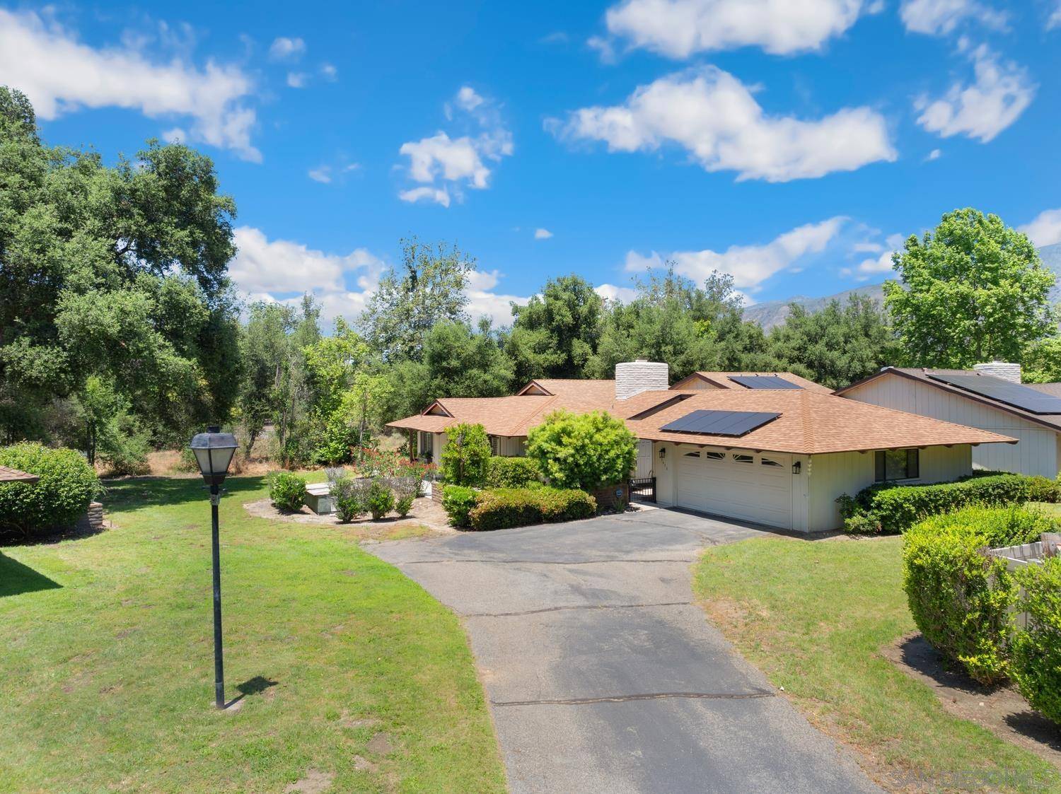 Pauma Valley, CA 92061,15406 Happy Holw